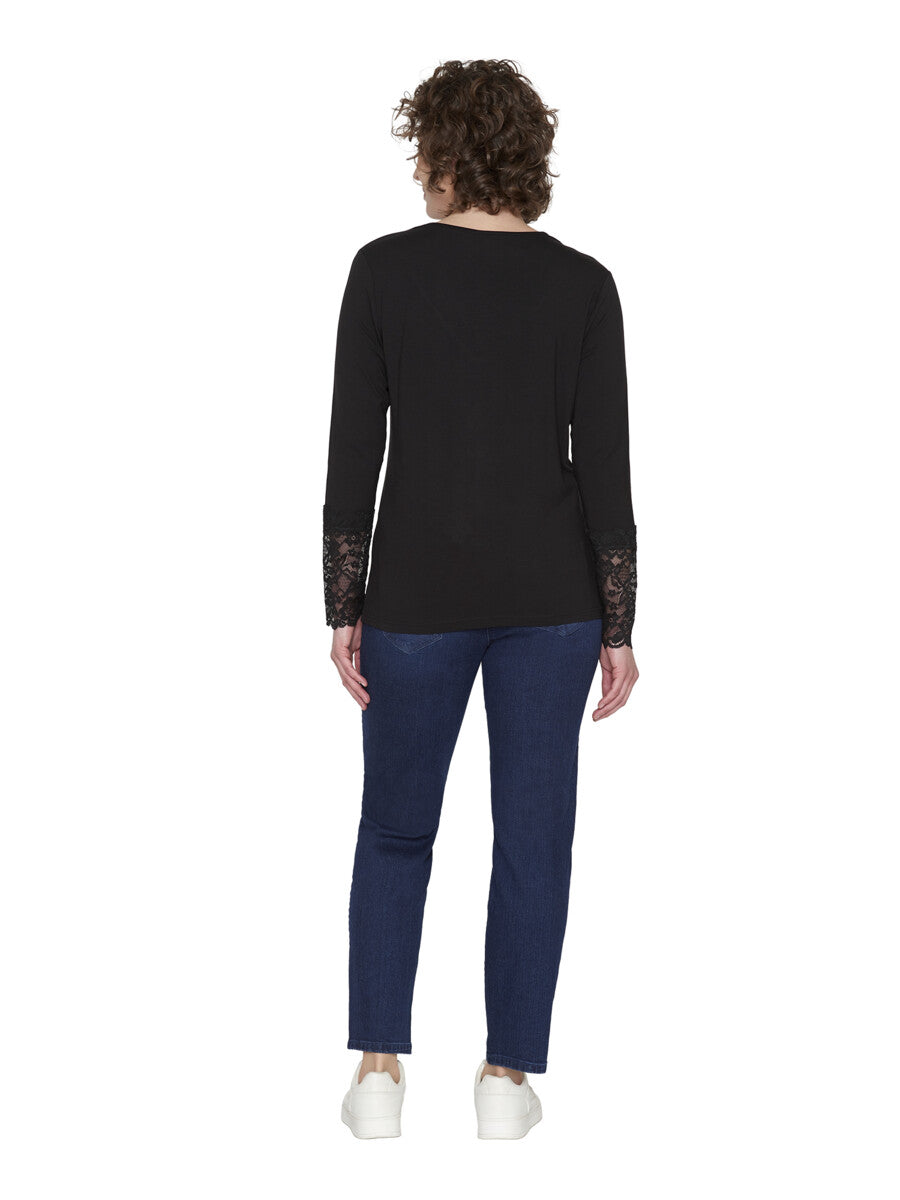 Sort bluse med blonde