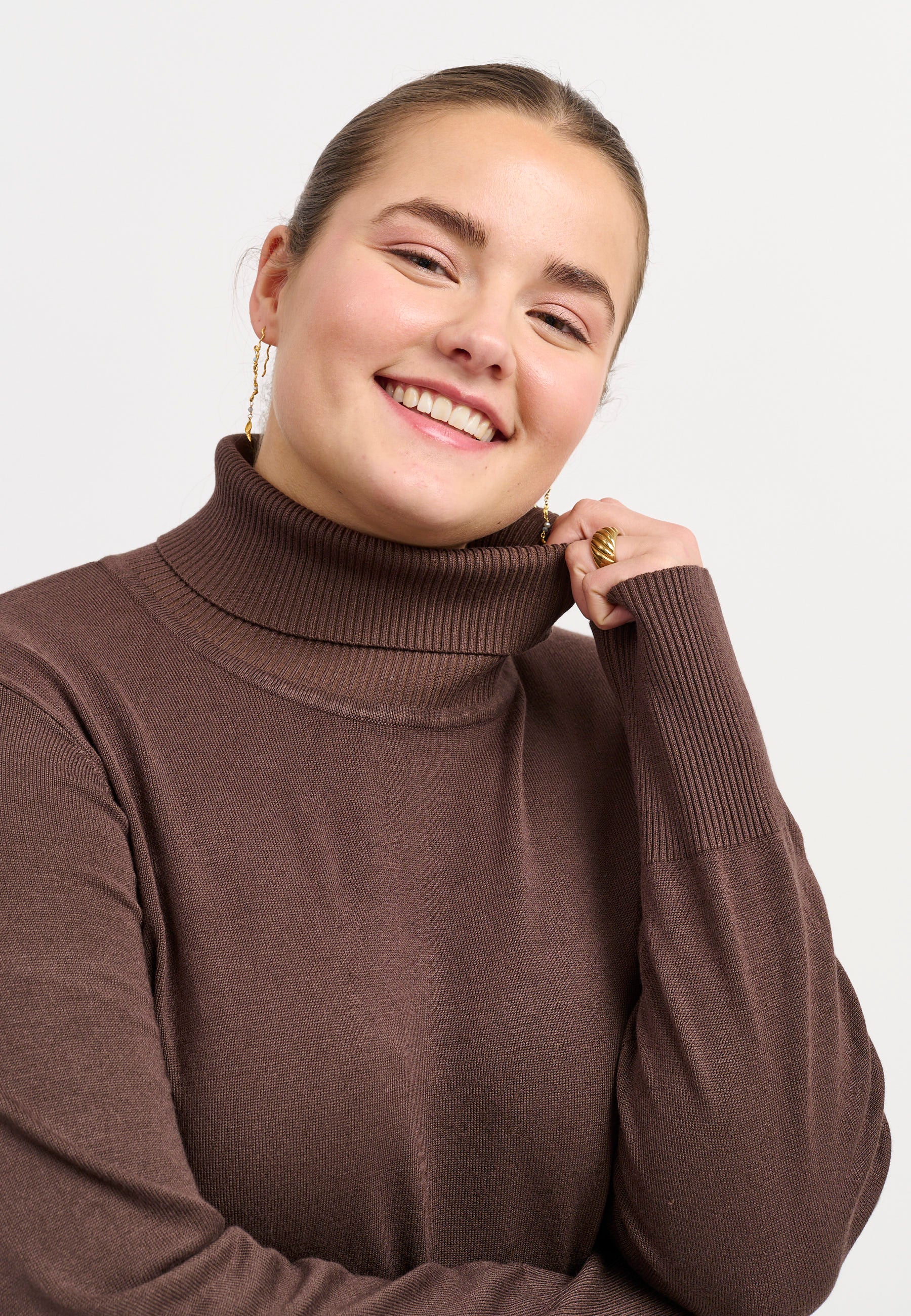 Adia ADAzelea Knit Pullover 1700 Chocolate Brown