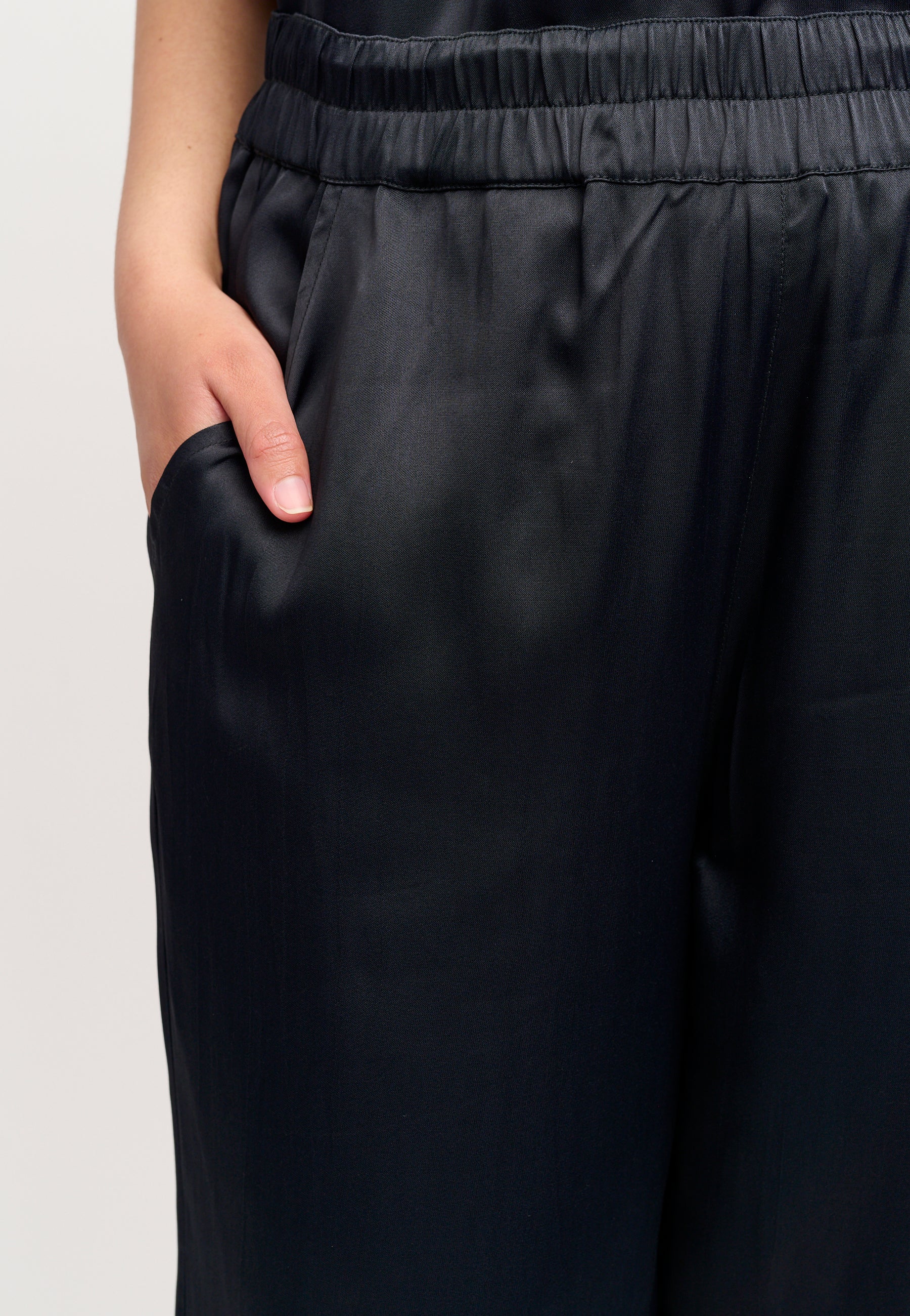 Adia ADEdmee Bukser 9999 BLACK
