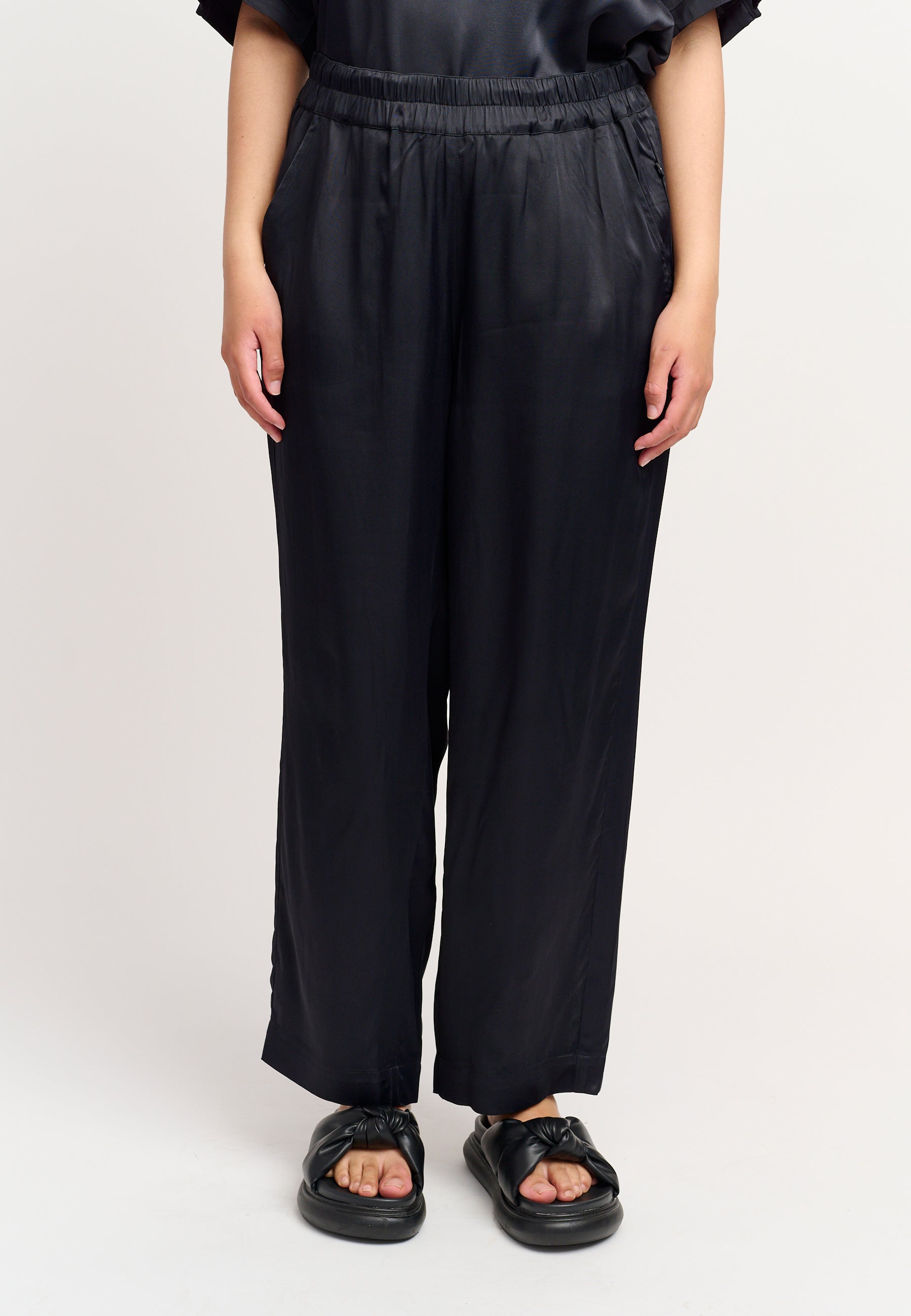 Adia ADEdmee Bukser 9999 BLACK