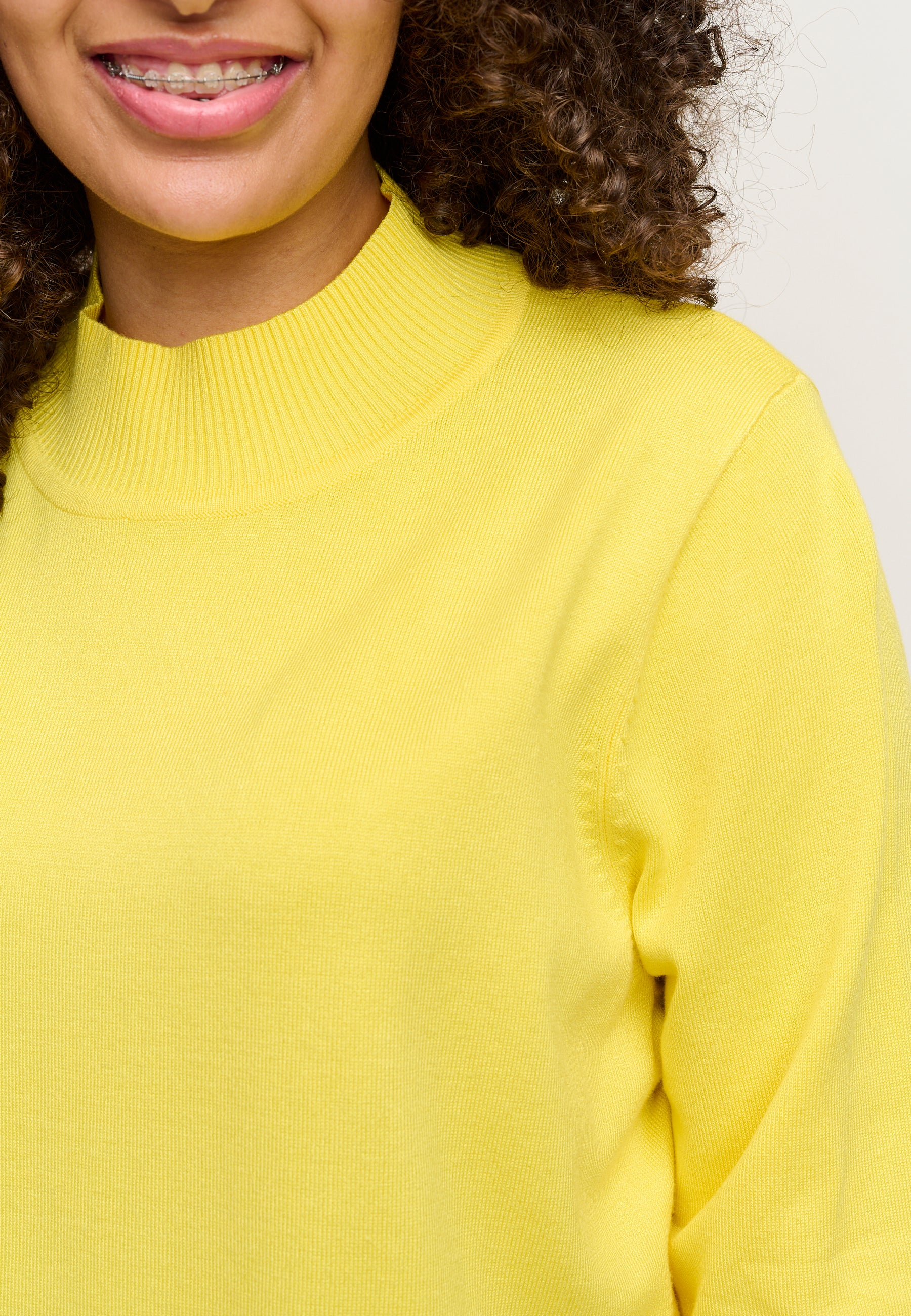 Adia ADEileen Bluser 4300 Lemon Fizz