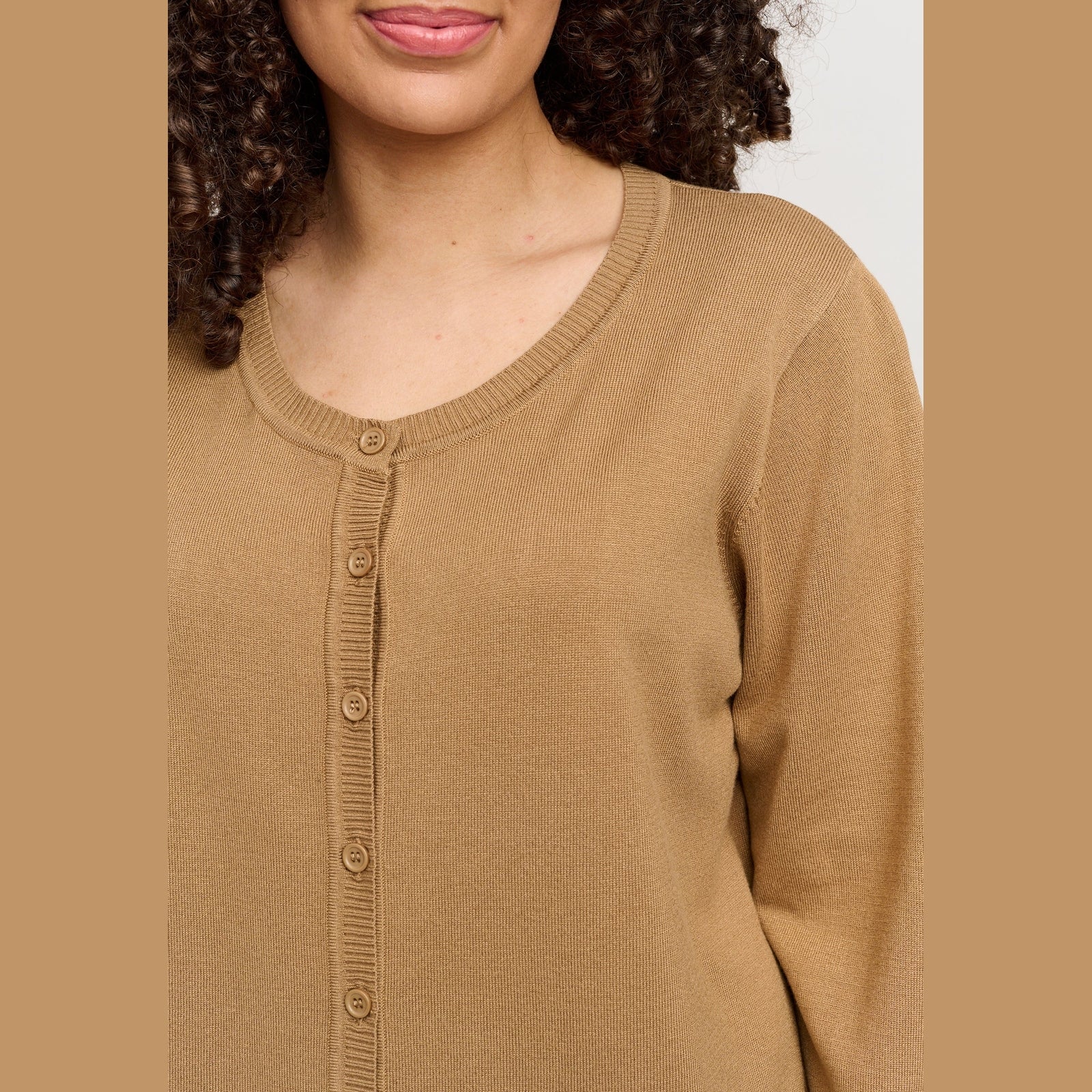 Adia ADEivor Knit Cardigan 1260 Spring Sand