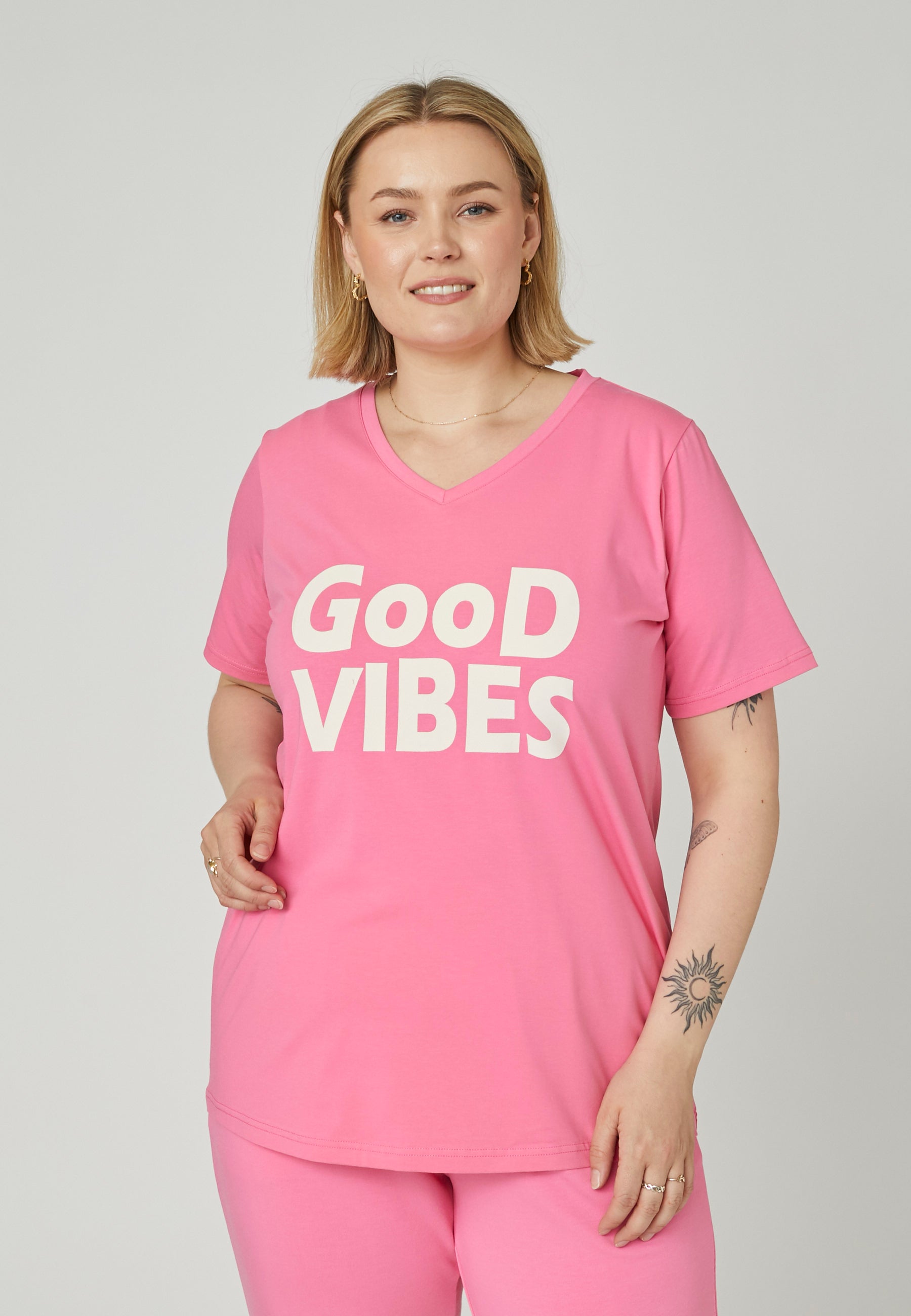 Adia ADFrix T-Shirt 6500 PINK