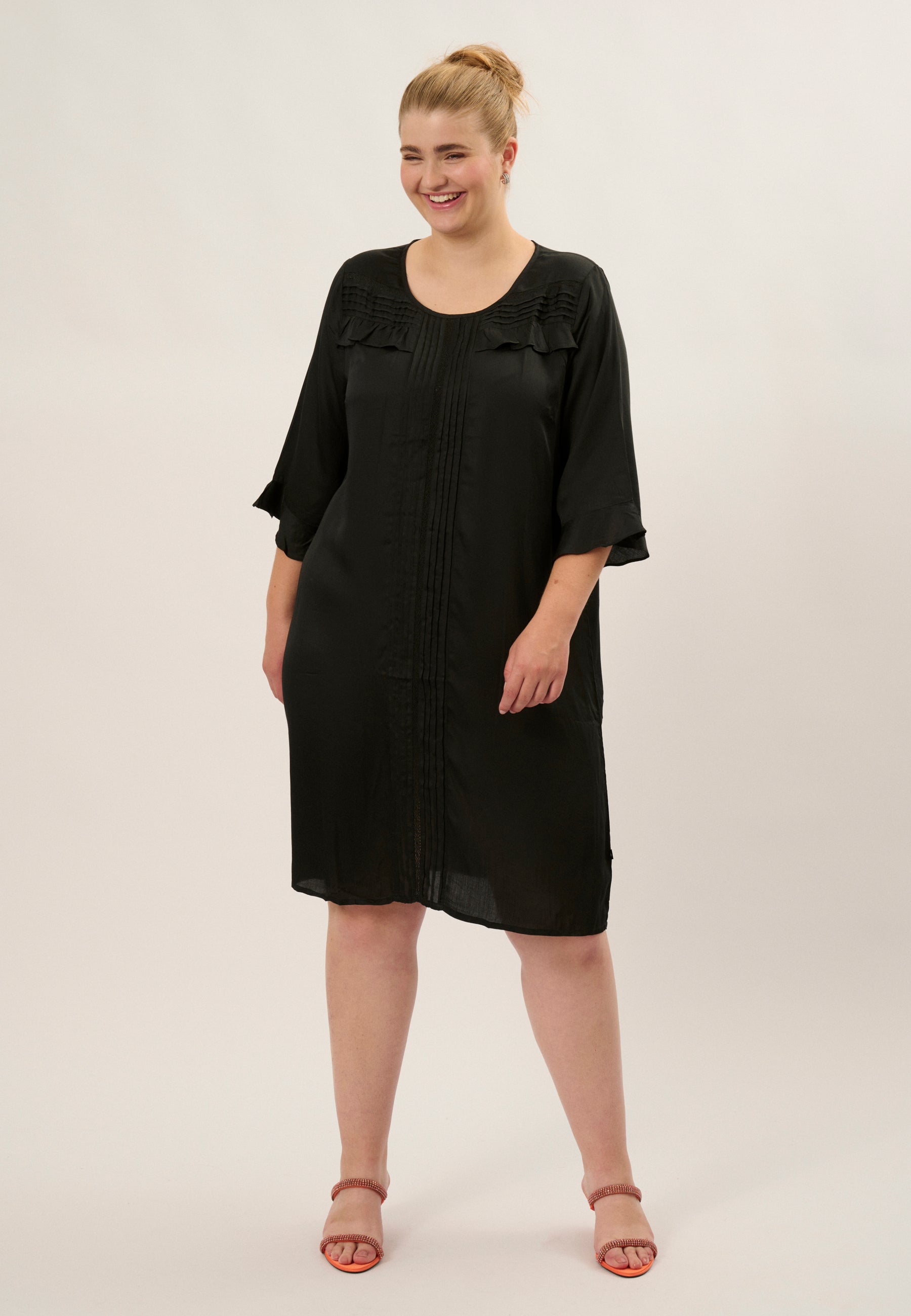 Adia ADPaula Kjoler 9999 BLACK