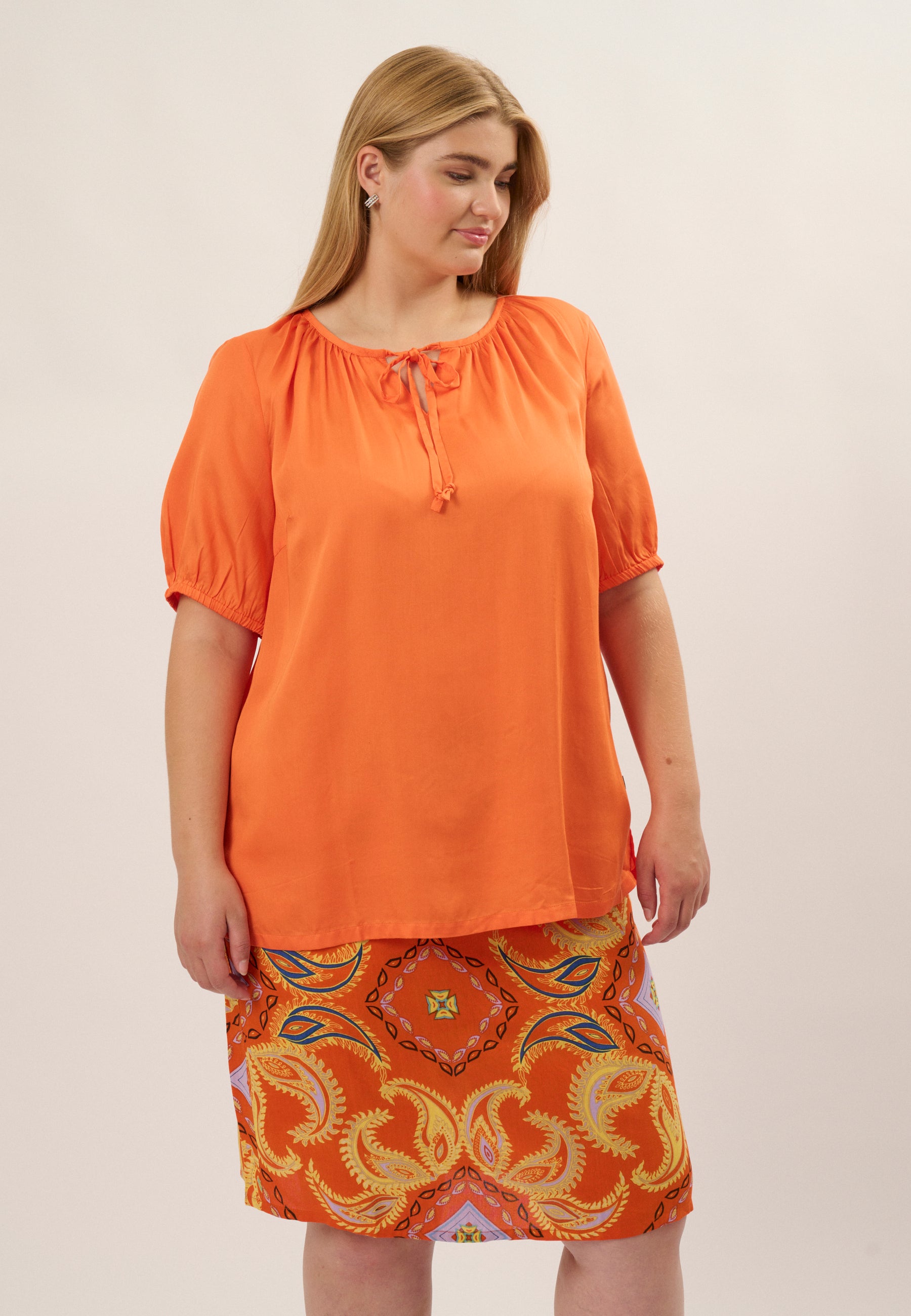 Adia ADPaulina Bluser 8501 Spring Orange