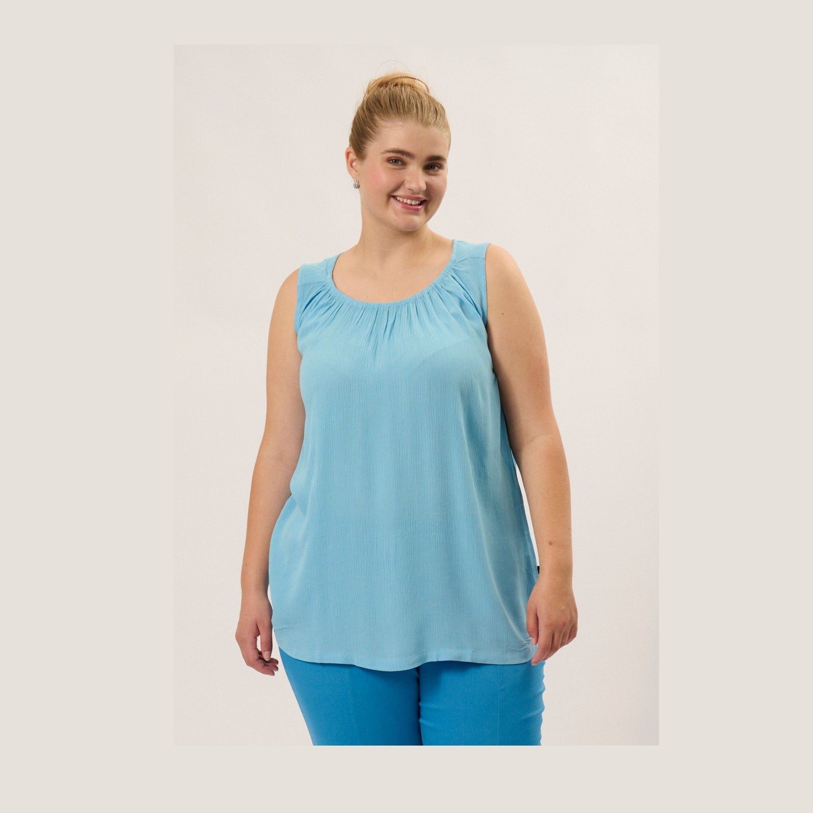 Adia ADPerle Toppe 5004 Icecube Blue