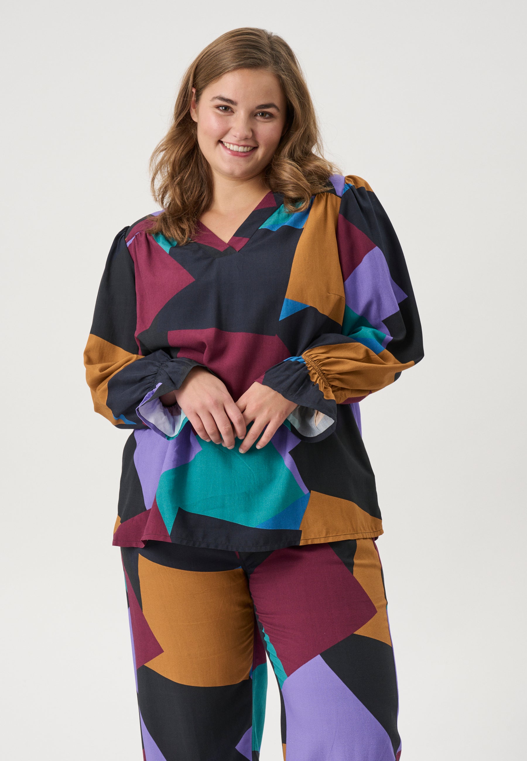 Adia ADRandi Bluser 2502 Wine Red