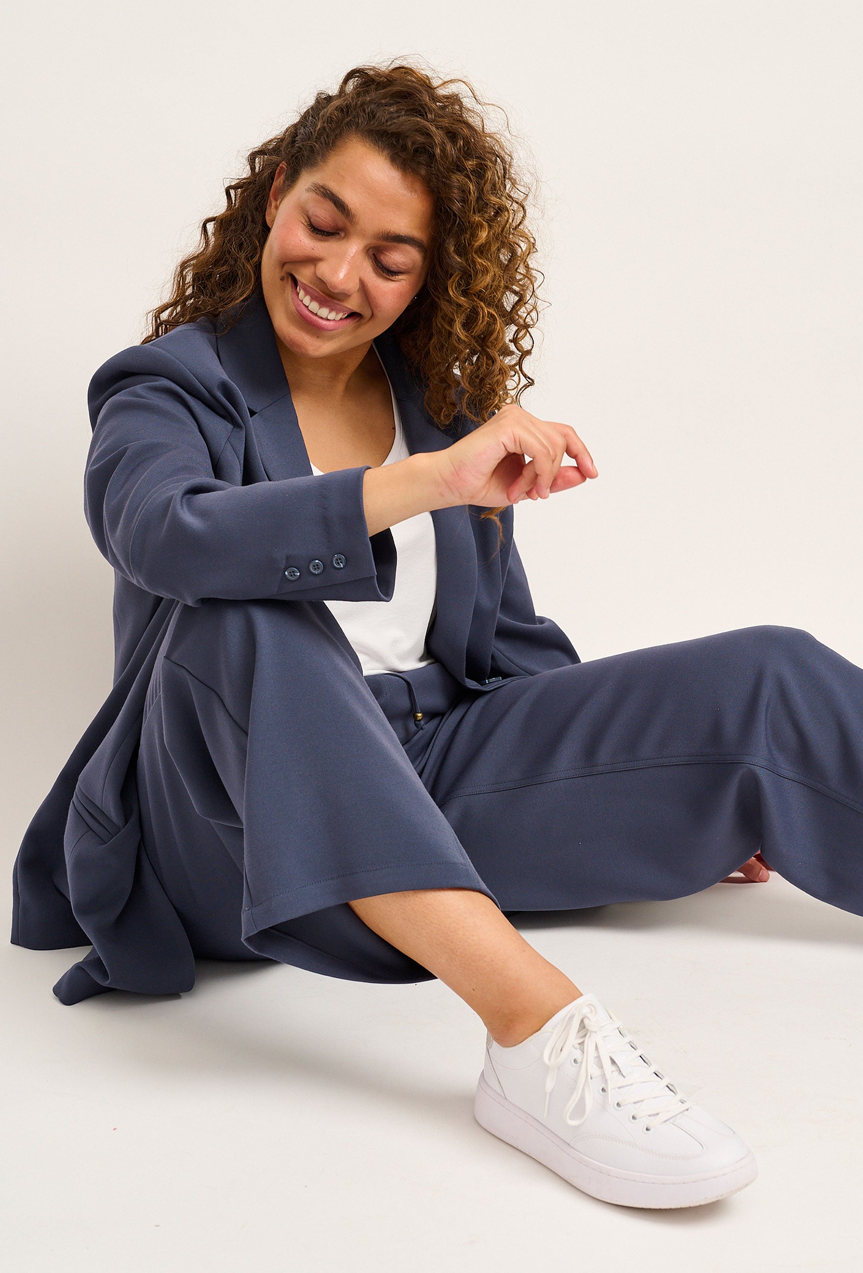 Adia ADSamira Bukser 4725 Blue Jay