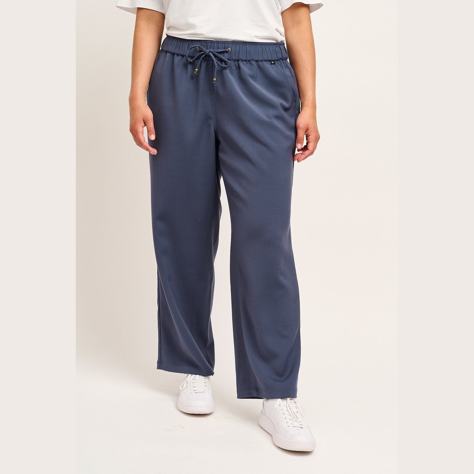 Adia ADSamira Bukser 4725 Blue Jay