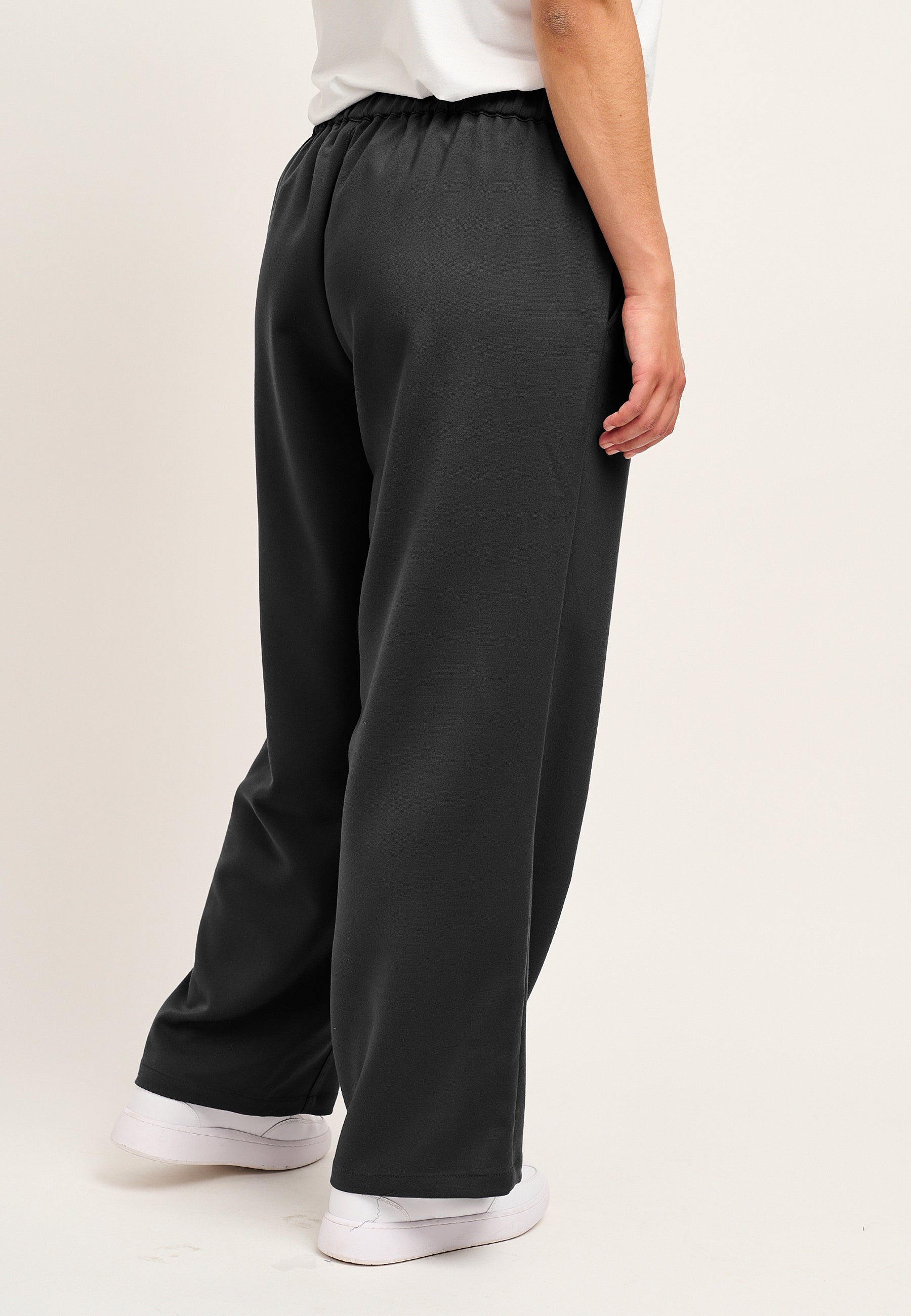 Adia ADSamira Bukser 9998 Black