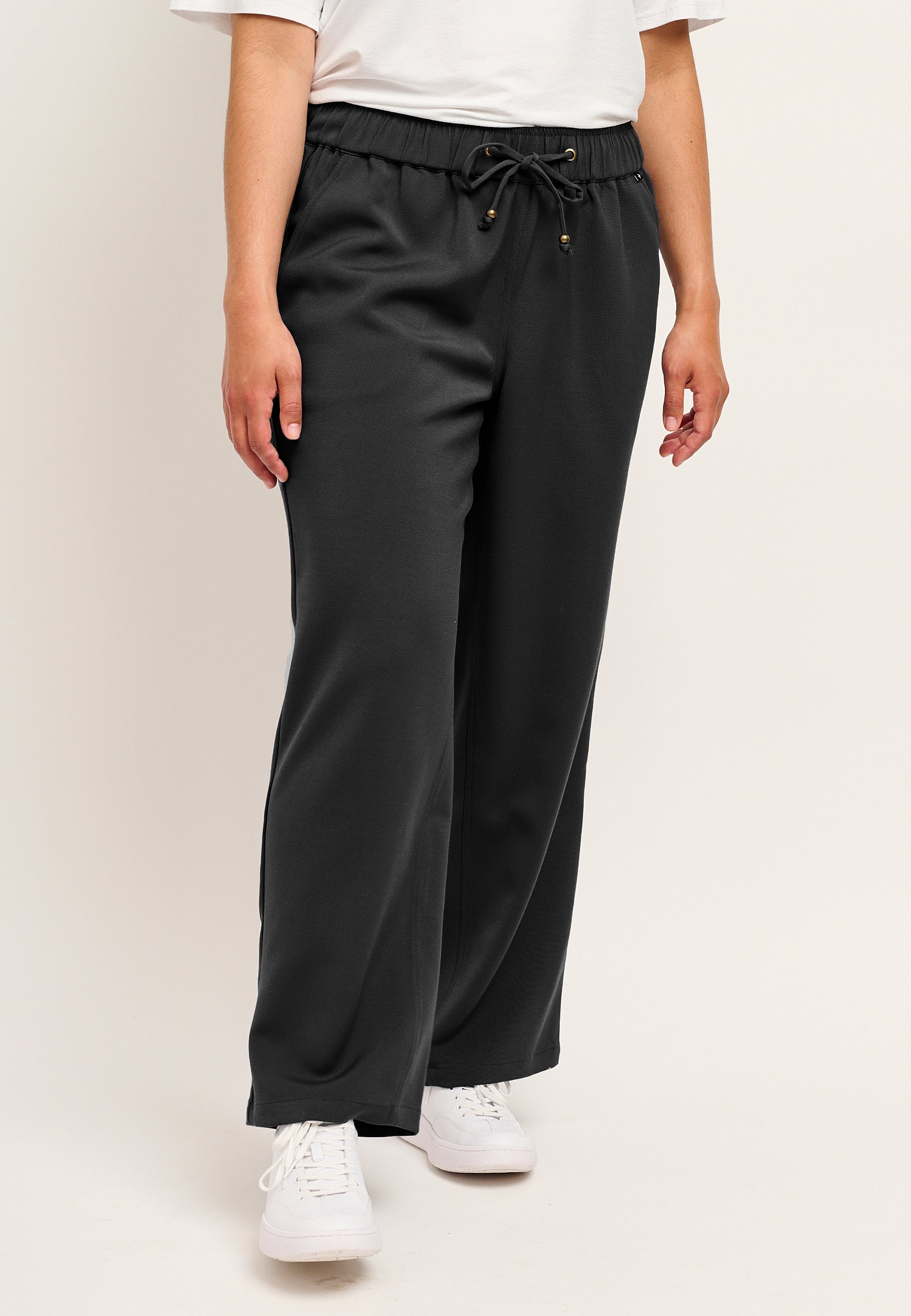 Adia ADSamira Bukser 9998 Black