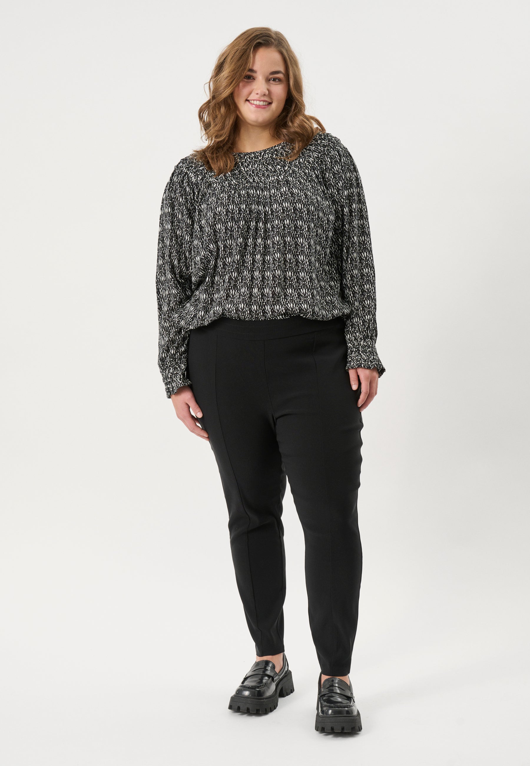 Adia ADSoffie Bukser 9999 BLACK