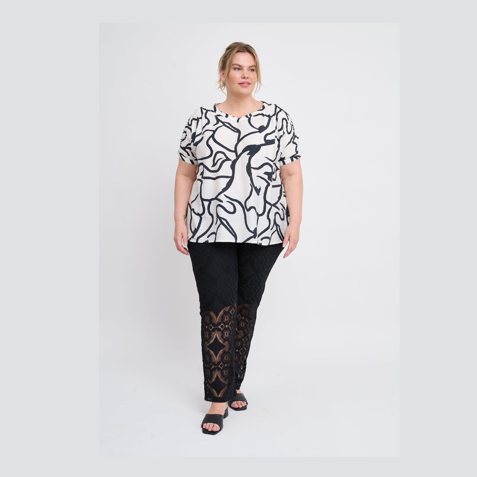Adia ADTula Bluser 9999 BLACK