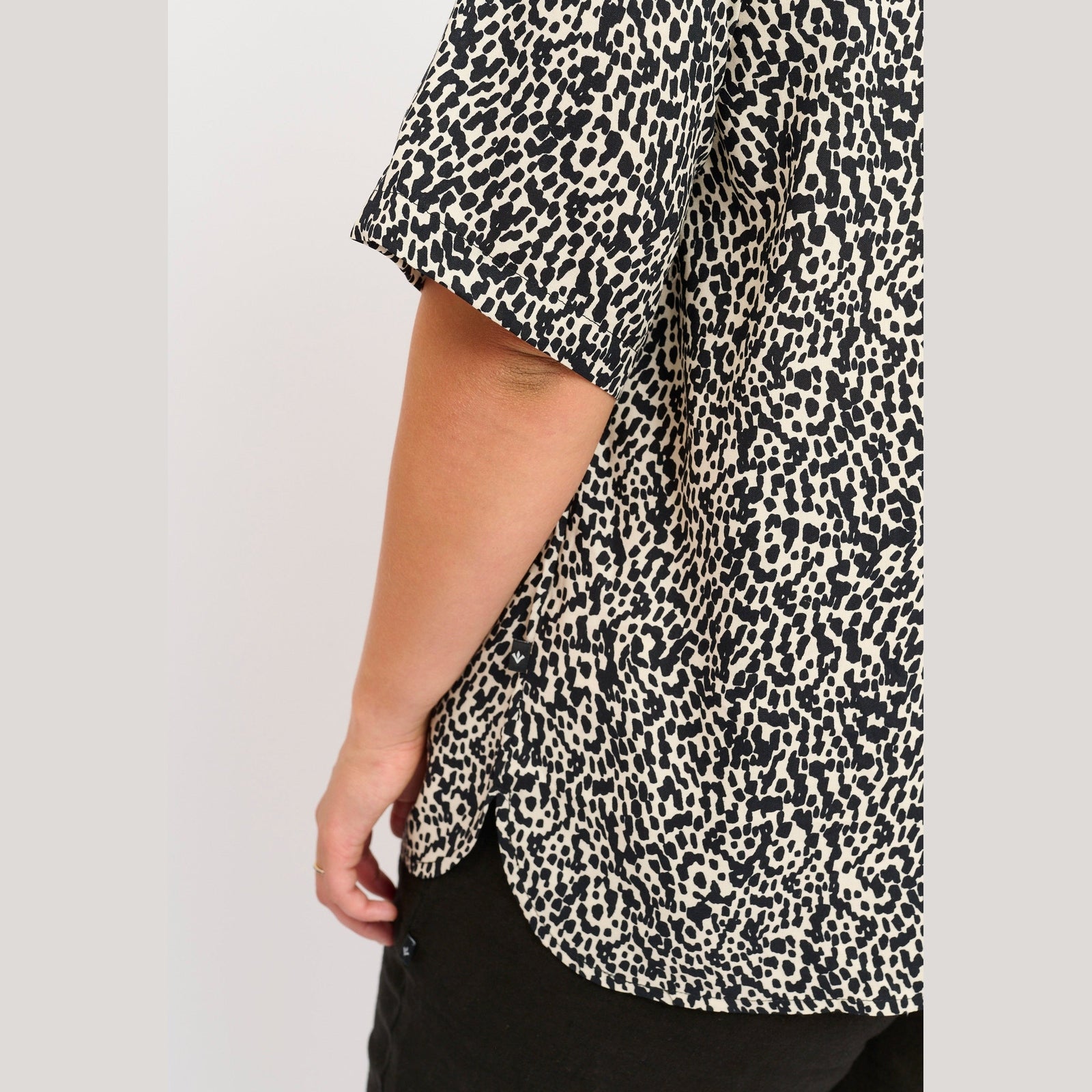 Adia ADVipse Bluser 9999 BLACK