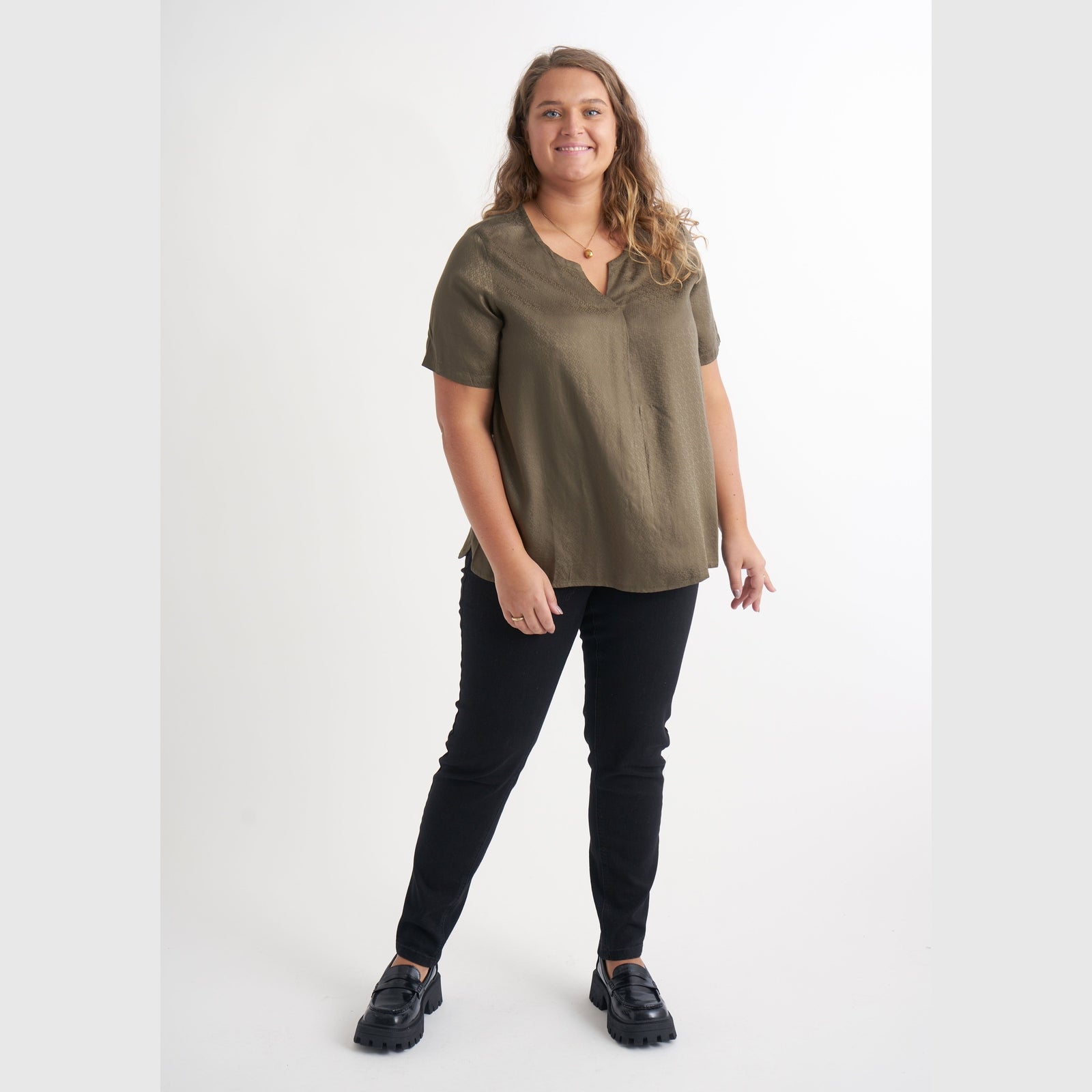 Aprico APGeorgia Bluser 672 Khaki