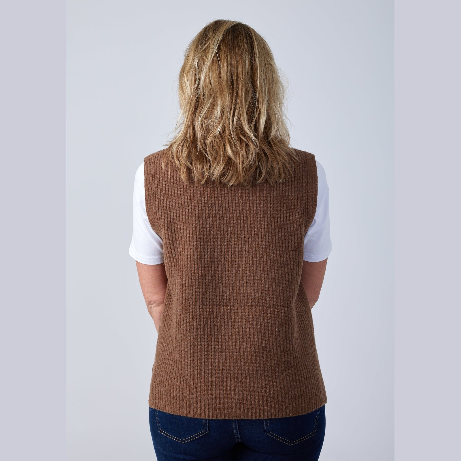 Lind Andrea Veste 516 Brown