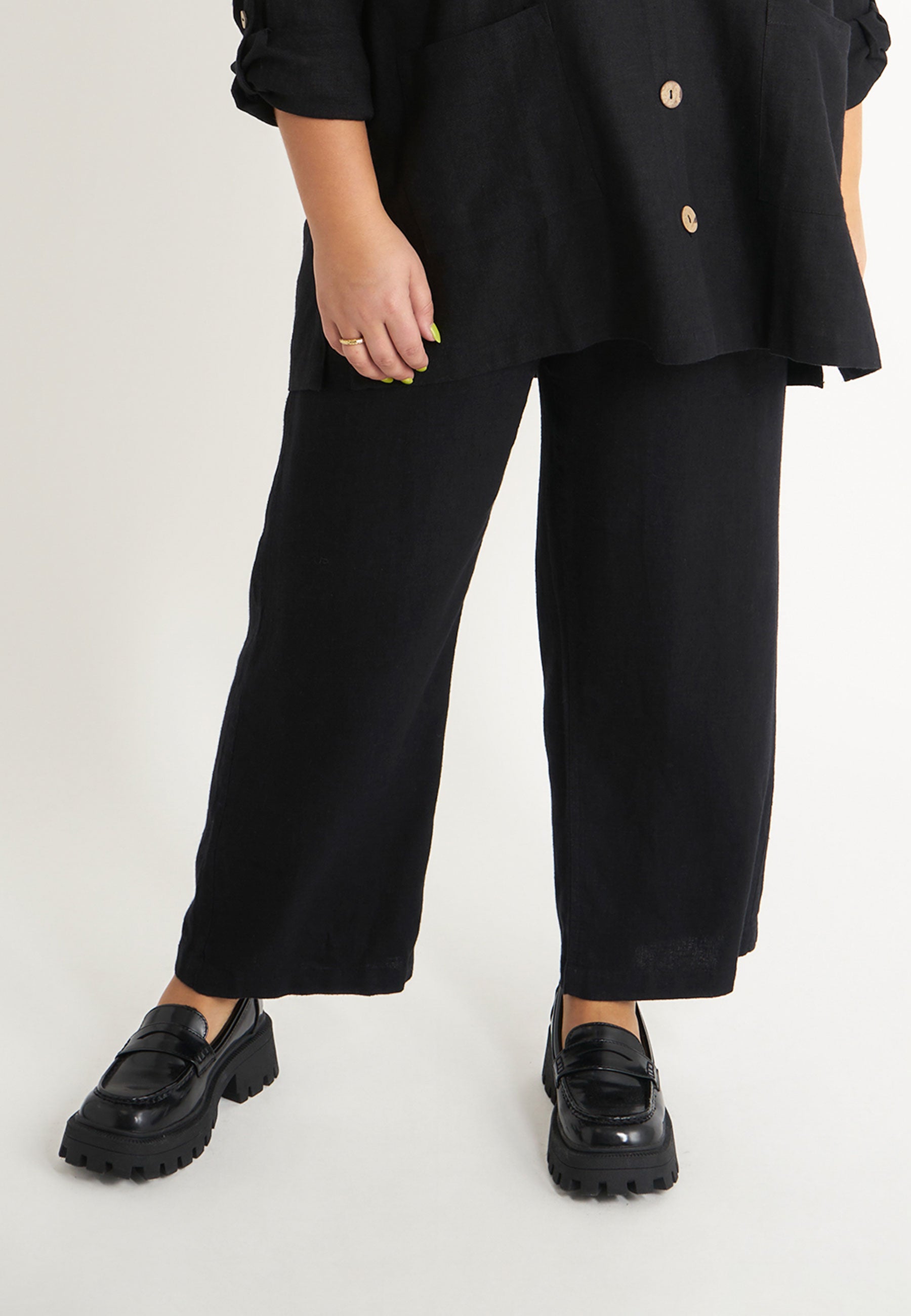 Adia Babette Bukser 9998 Black