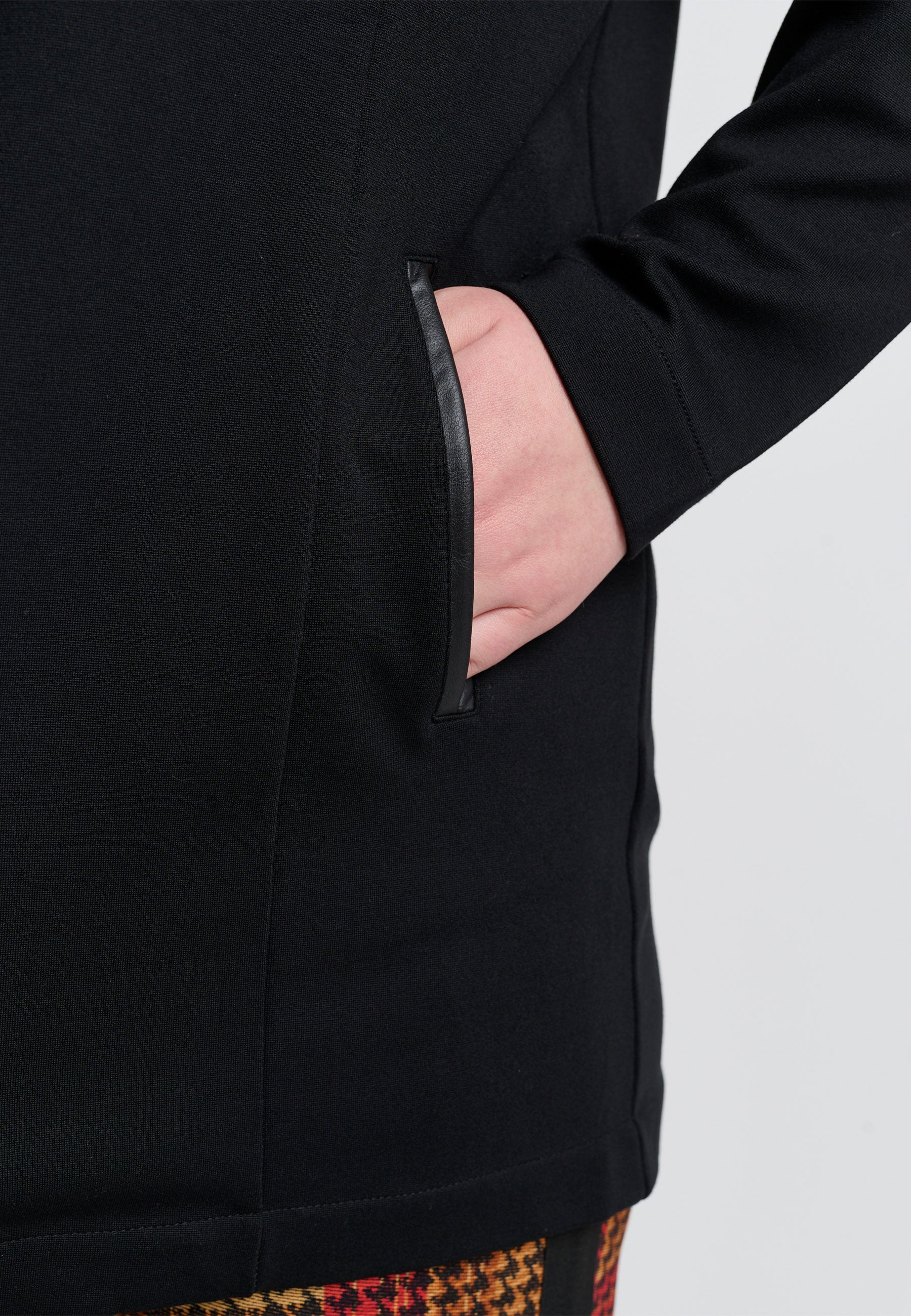 Chalou CHFryd Jakker 010 Black