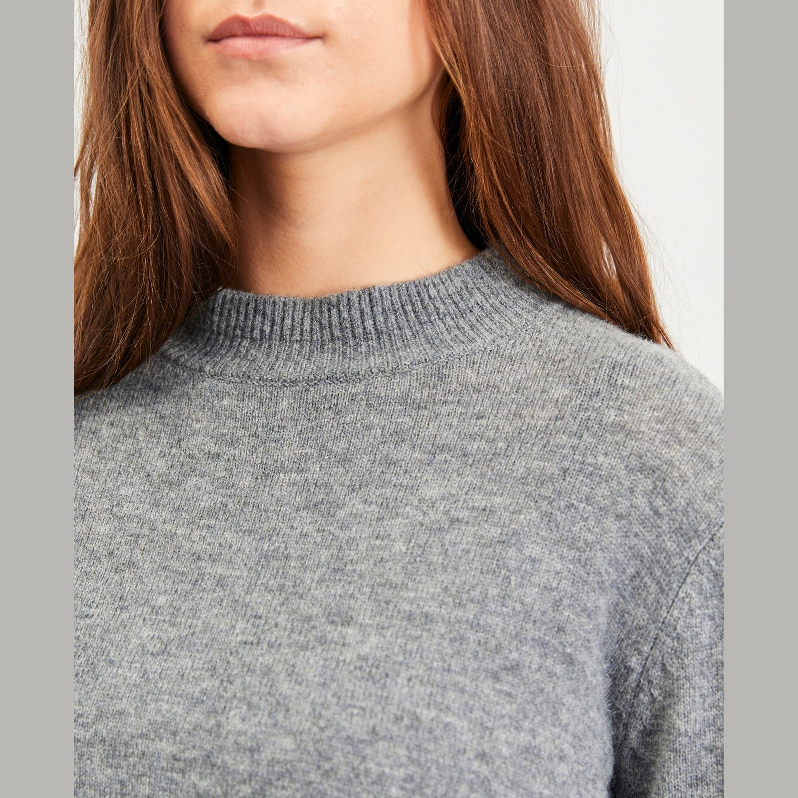 Lind Cassandra Knit Pullover 2605 Grey