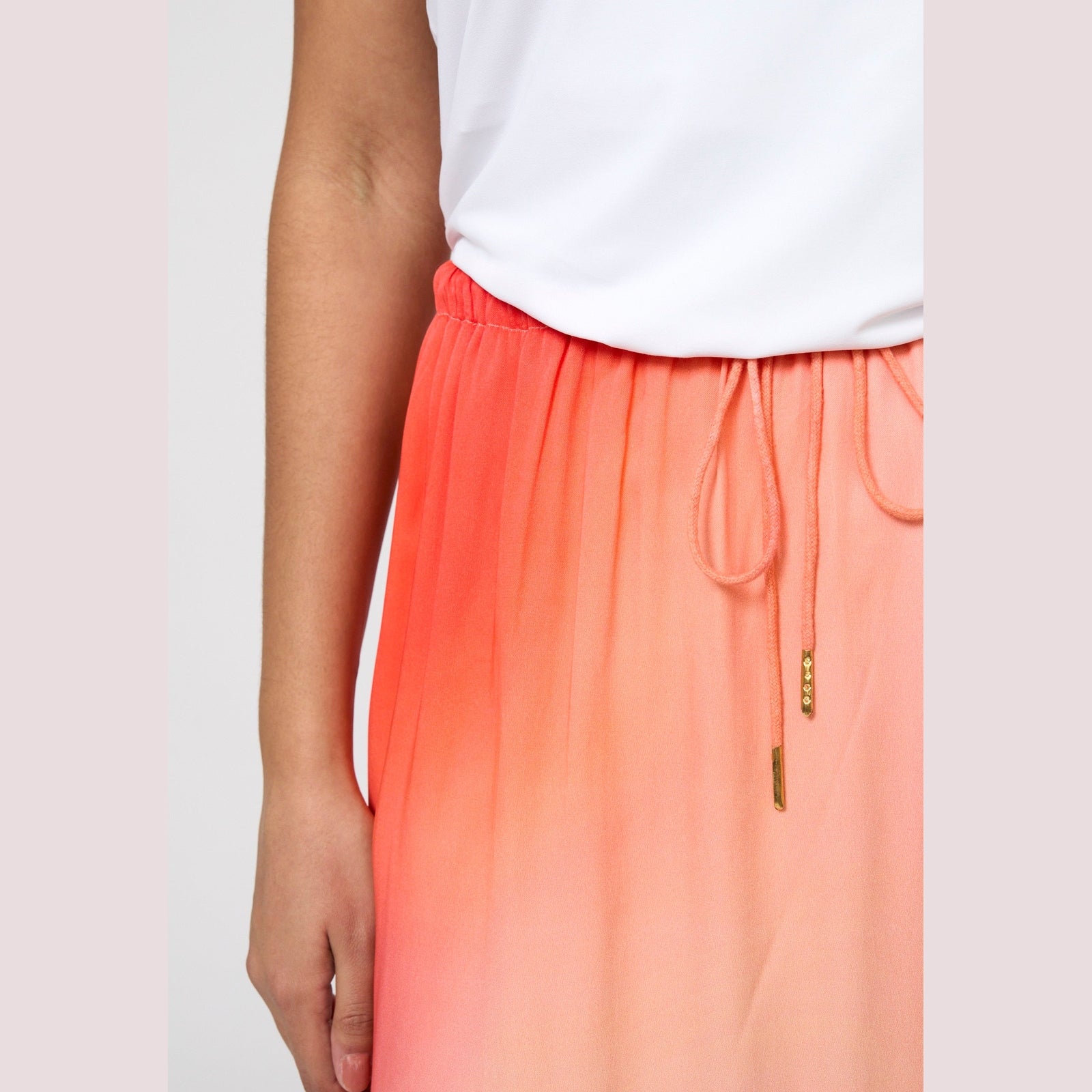 Elton ETHarley Nederdele 8150 Light Coral Red