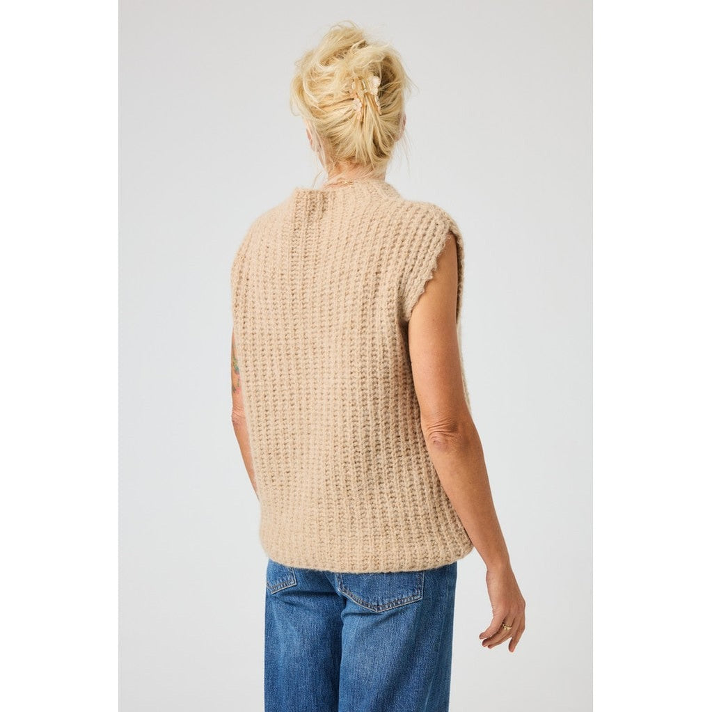 LB Strikvest Kaffepause