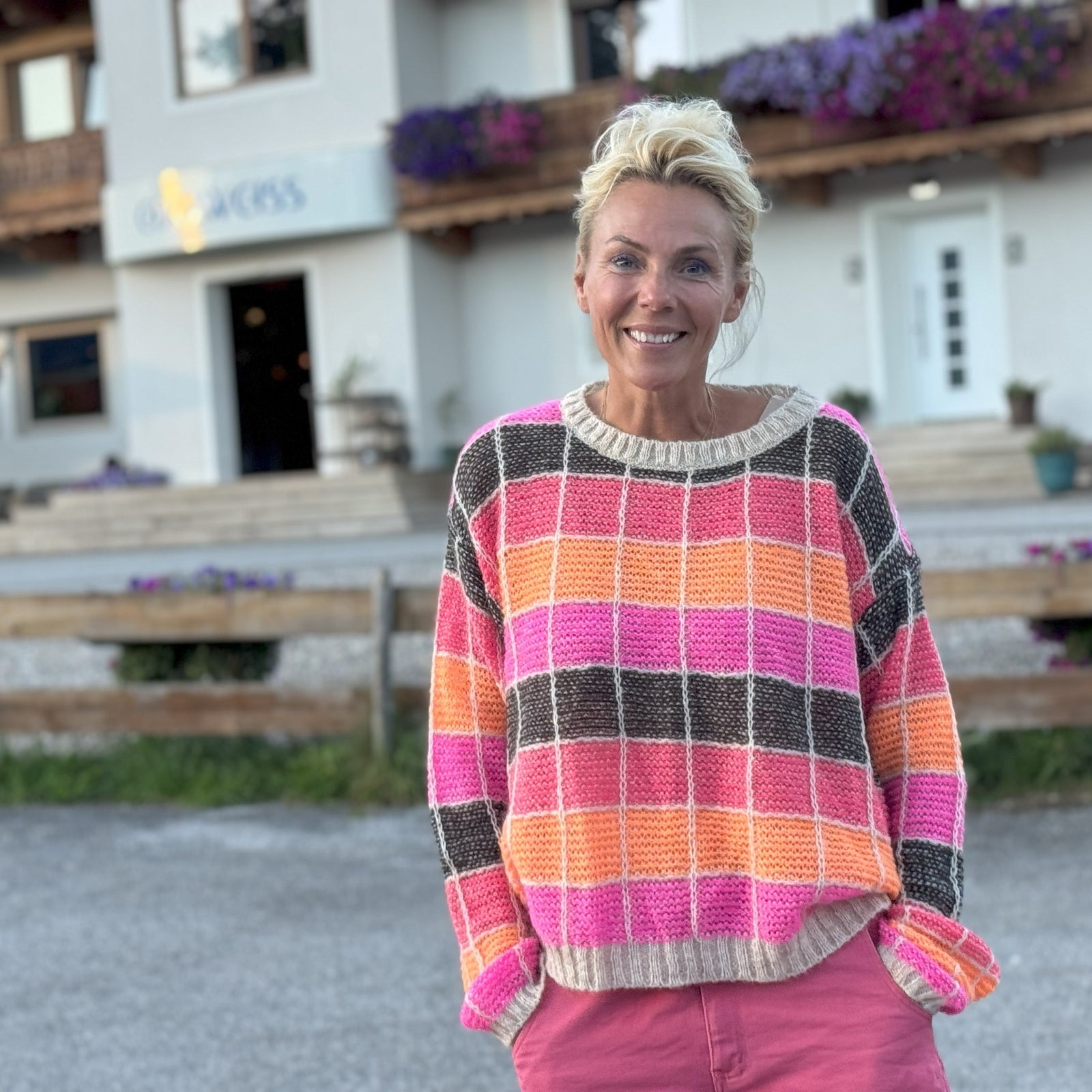 Lind LBRo på Bluser 1300 Taupe