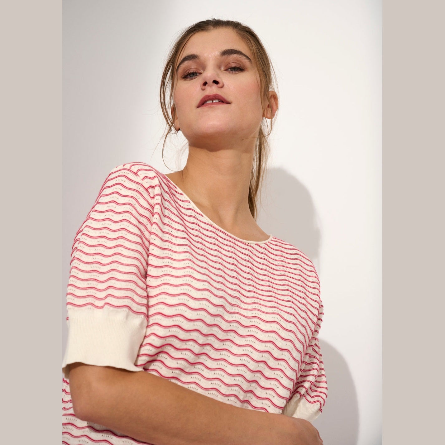 Lind LiBri Knit Pullover 2480 raspberry red