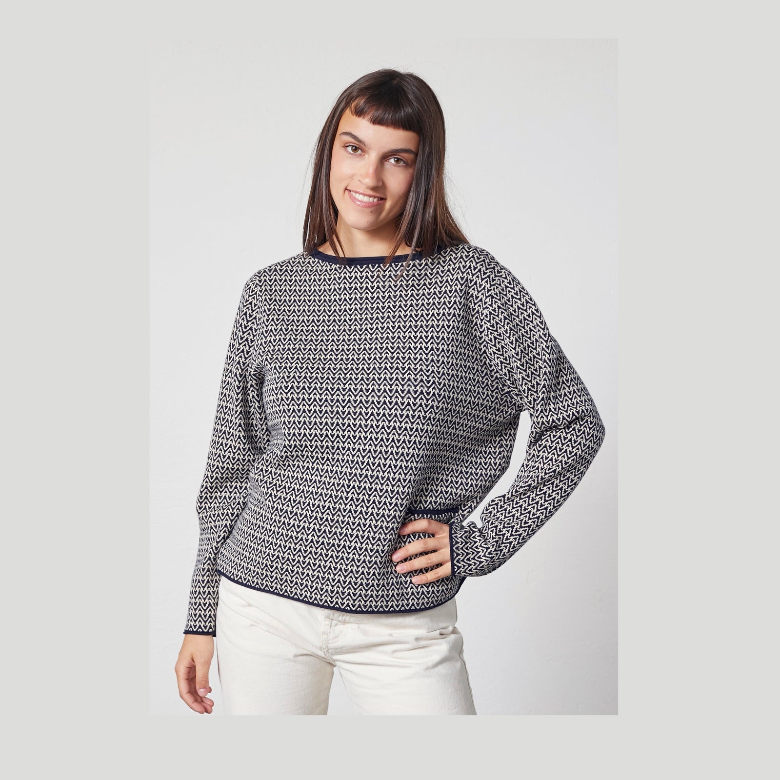 Lind LiChrista Knit Pullover 5999 NAVY BLUE