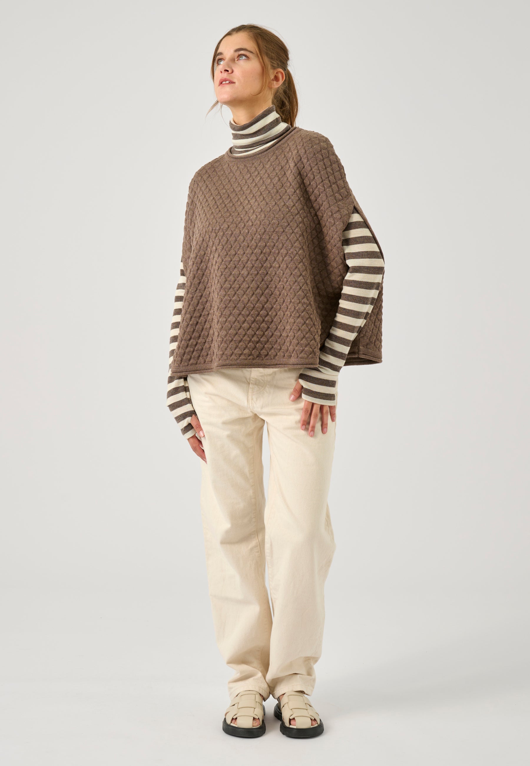 Lind LiMargit Poncho 1655 brown melange