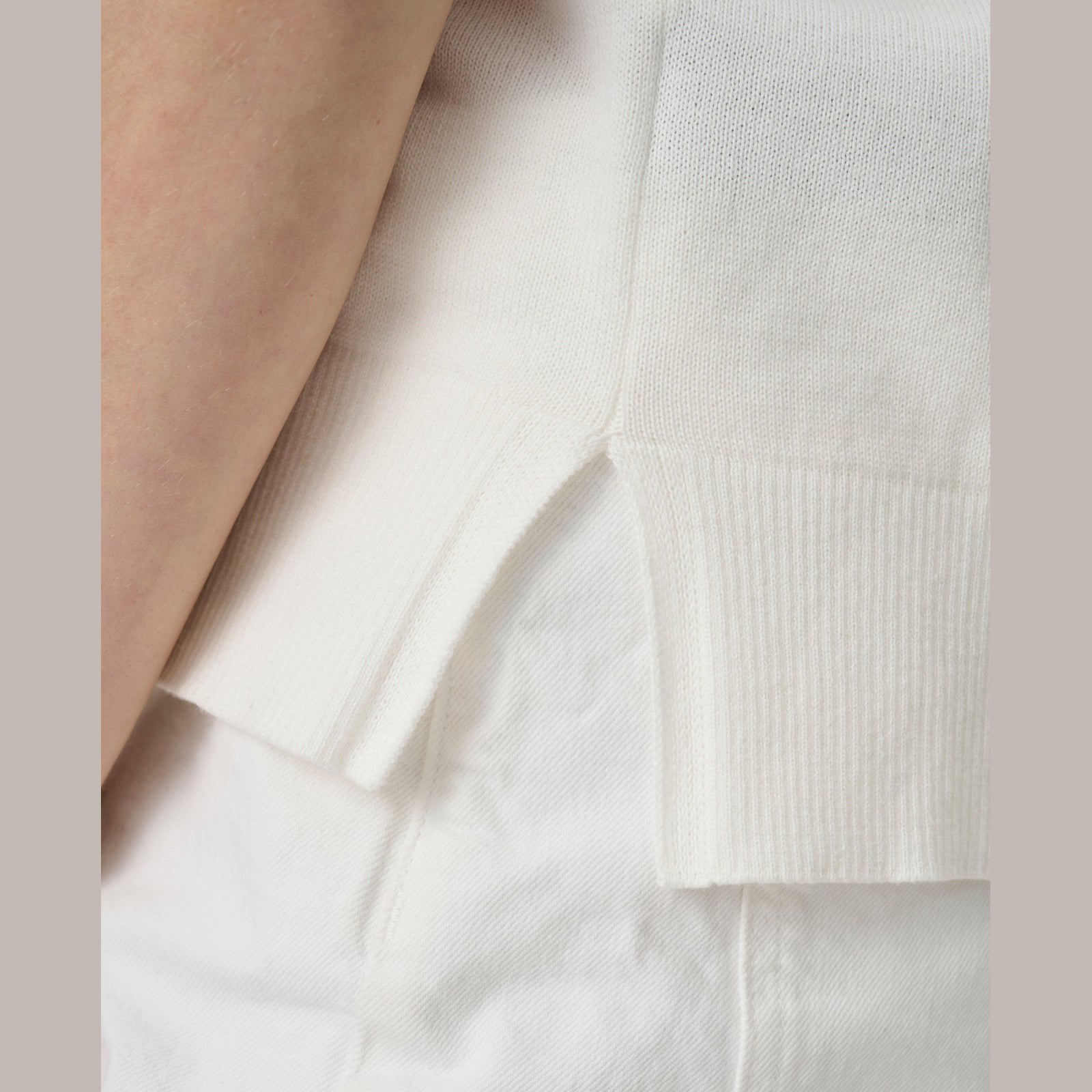 Lind LiNaja Knit Pullover 1000 OFF WHITE