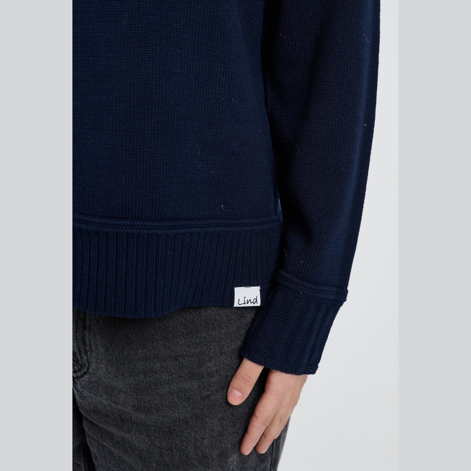 Lind LiTrine Knit Pullover 5999 NAVY BLUE