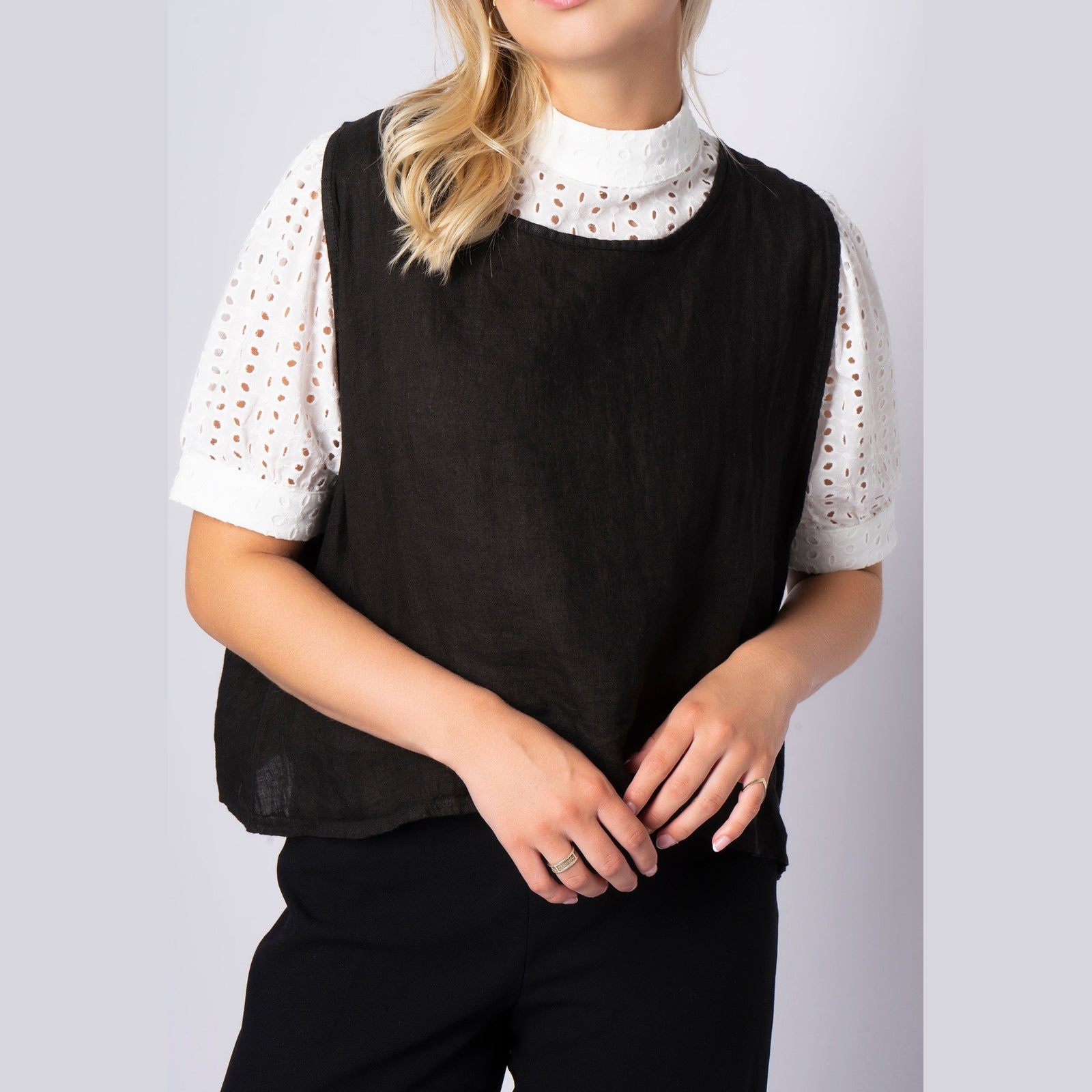 Lind LiVEST Hanne Veste 110 Nero