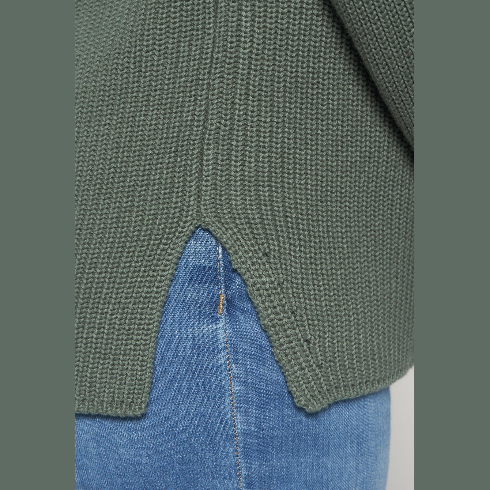 Lind Malene Knit Pullover 044 Army