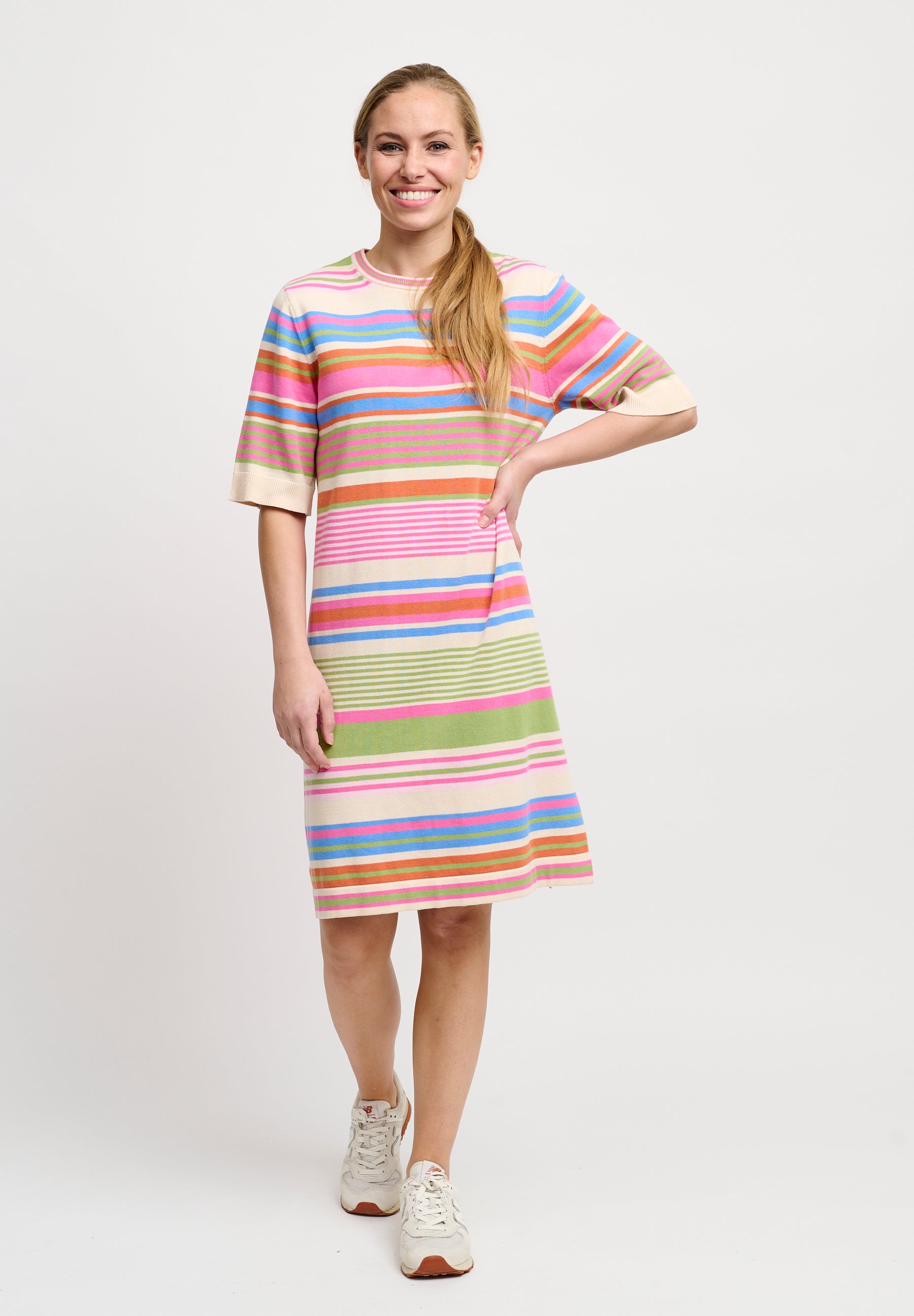 Lind Mille Knit Dress 1063 Apple green