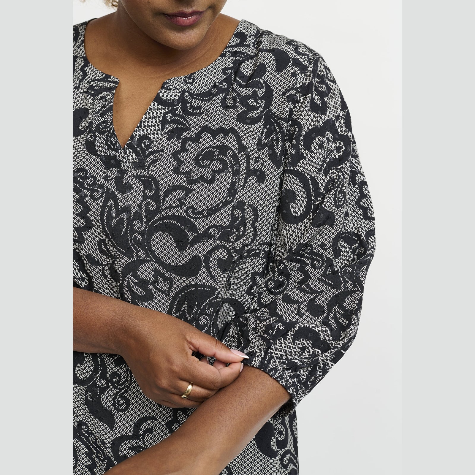 Pont Neuf PNBloom Tunikaer 9999 BLACK