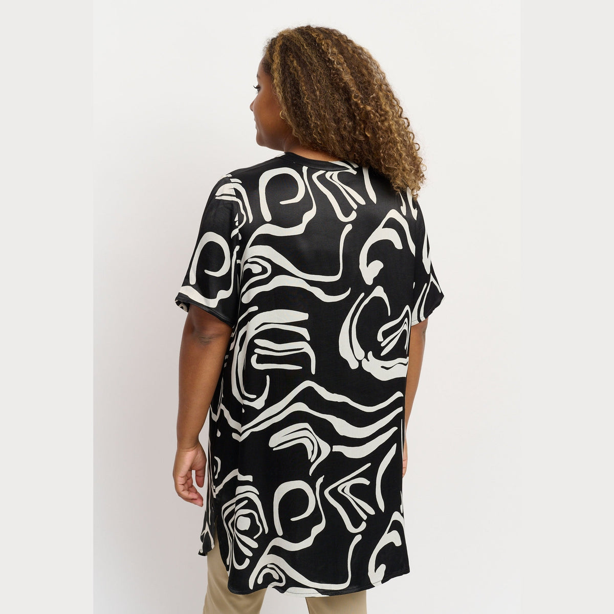 Pont Neuf PNBloom Sia Tunikaer 999 Black