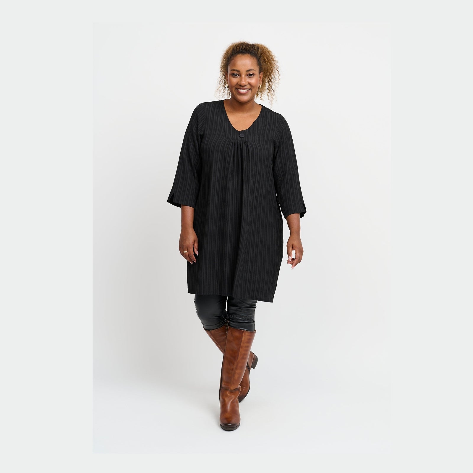 Pont Neuf PNHinda Tunikaer 9999 BLACK