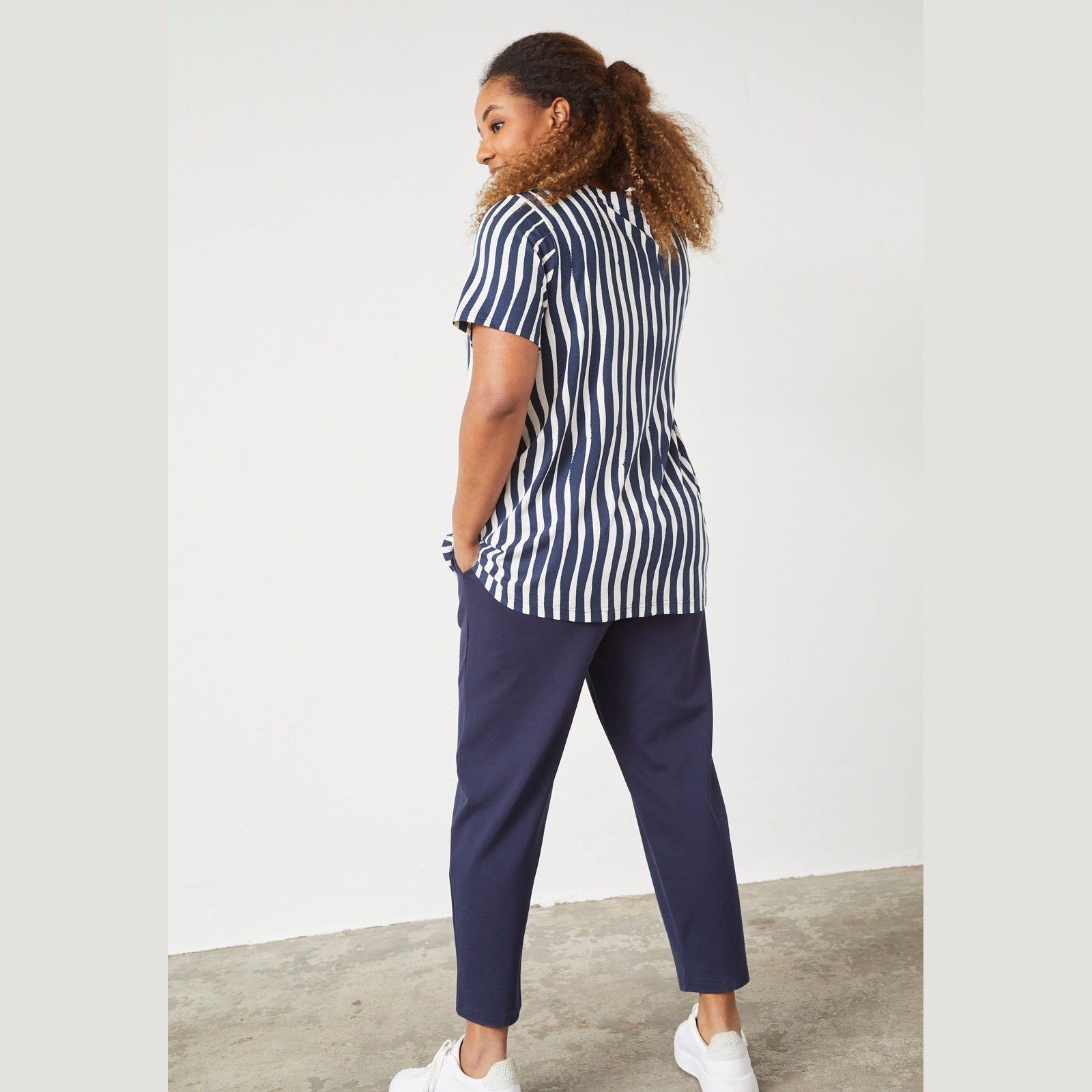 Pont Neuf PNInessa Sia T-Shirt 5999 NAVY BLUE