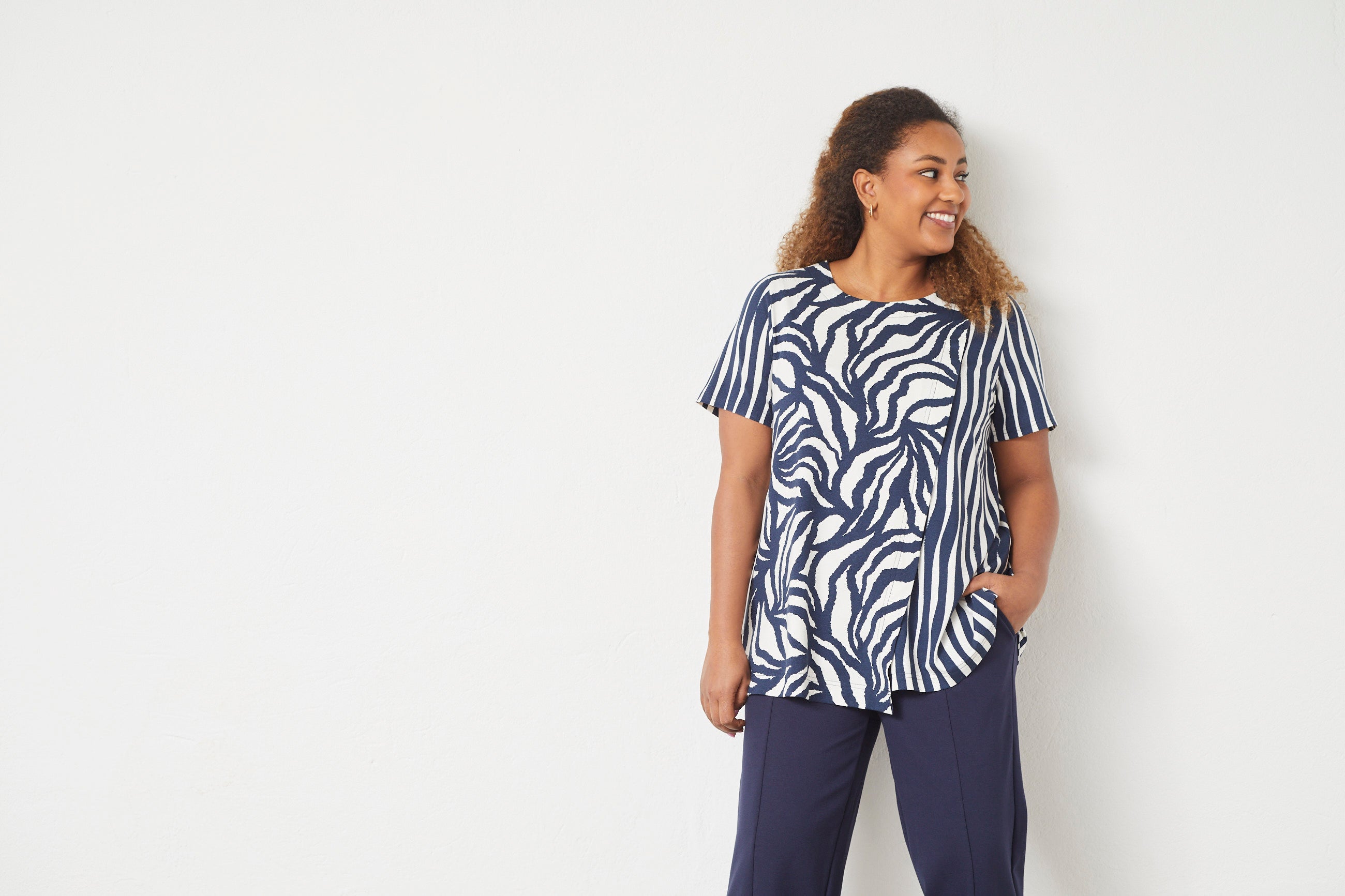 Pont Neuf PNInessa Sia T-Shirt 5999 NAVY BLUE