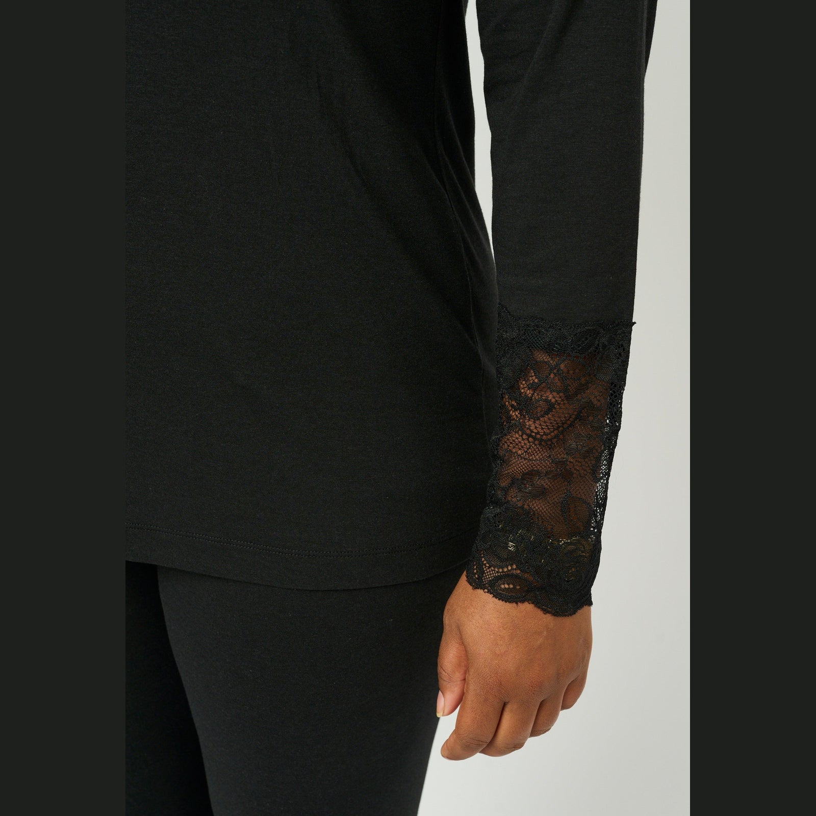 Pont Neuf PNIrene T-Shirt 9999 BLACK