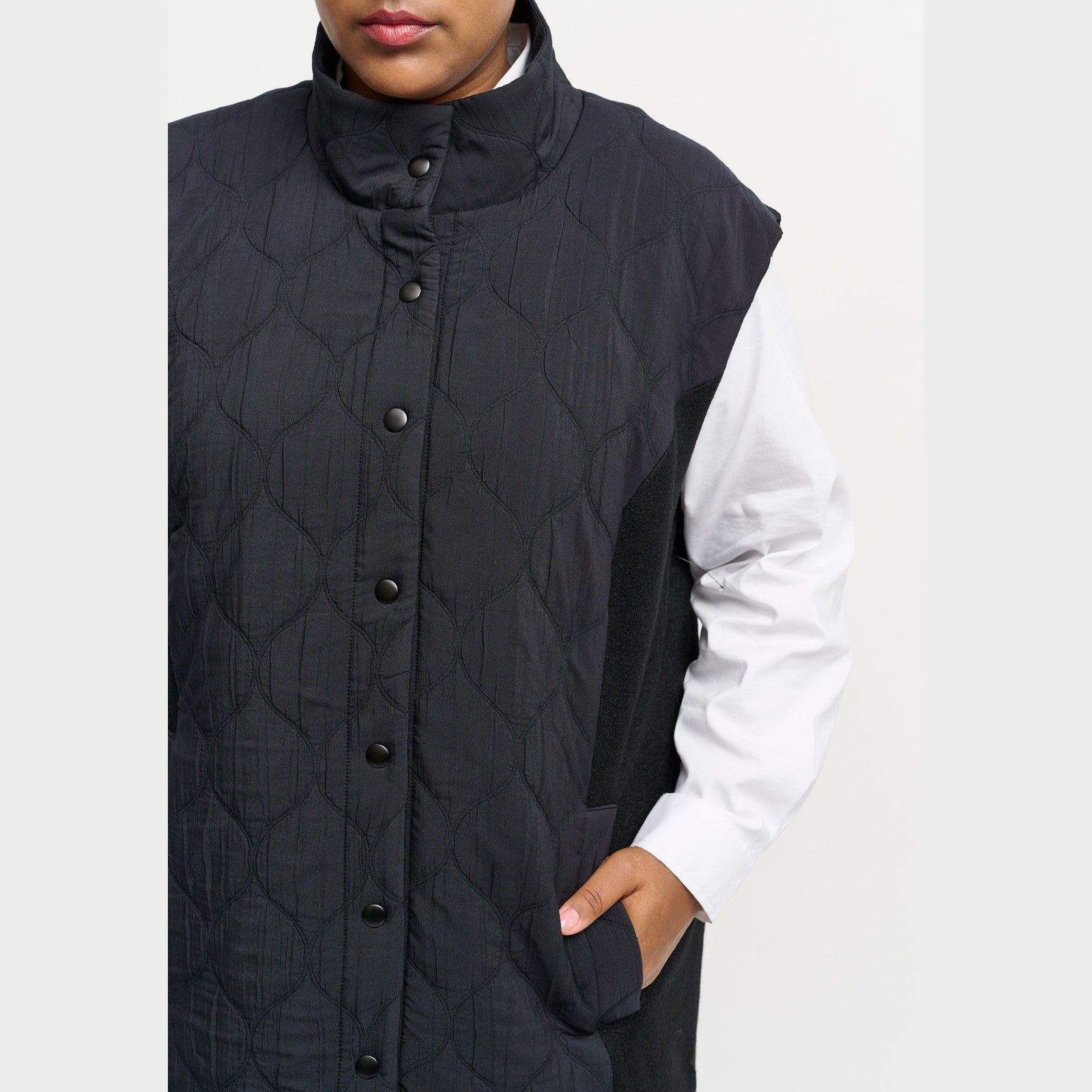 Pont Neuf PNLuca Veste 999 Black