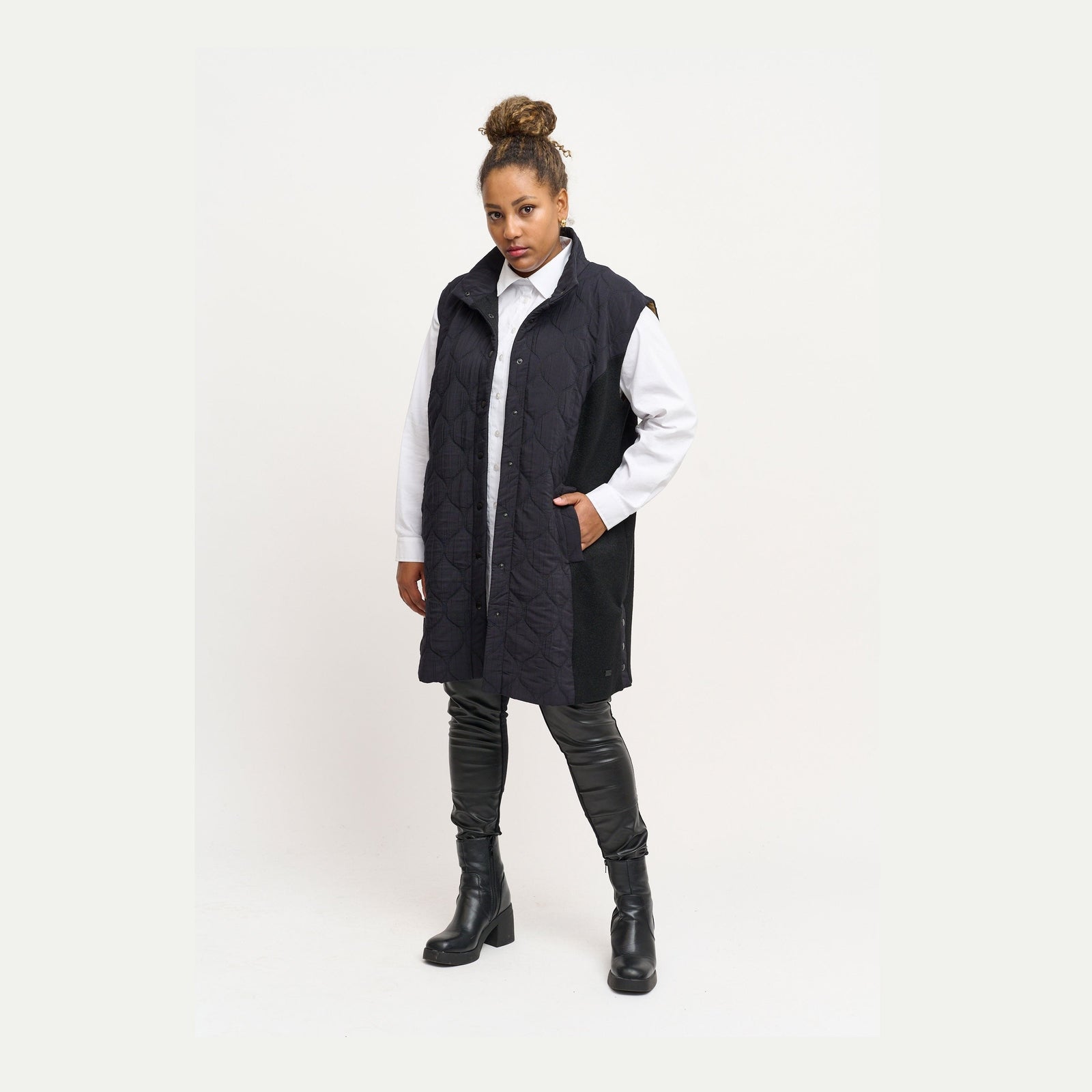 Pont Neuf PNLuca Veste 999 Black