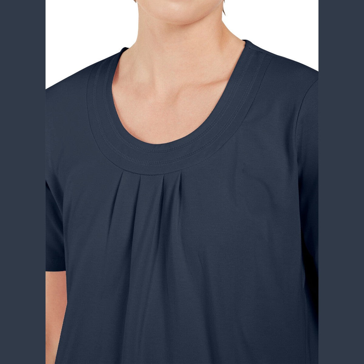 T-shirt med elastik i linningen