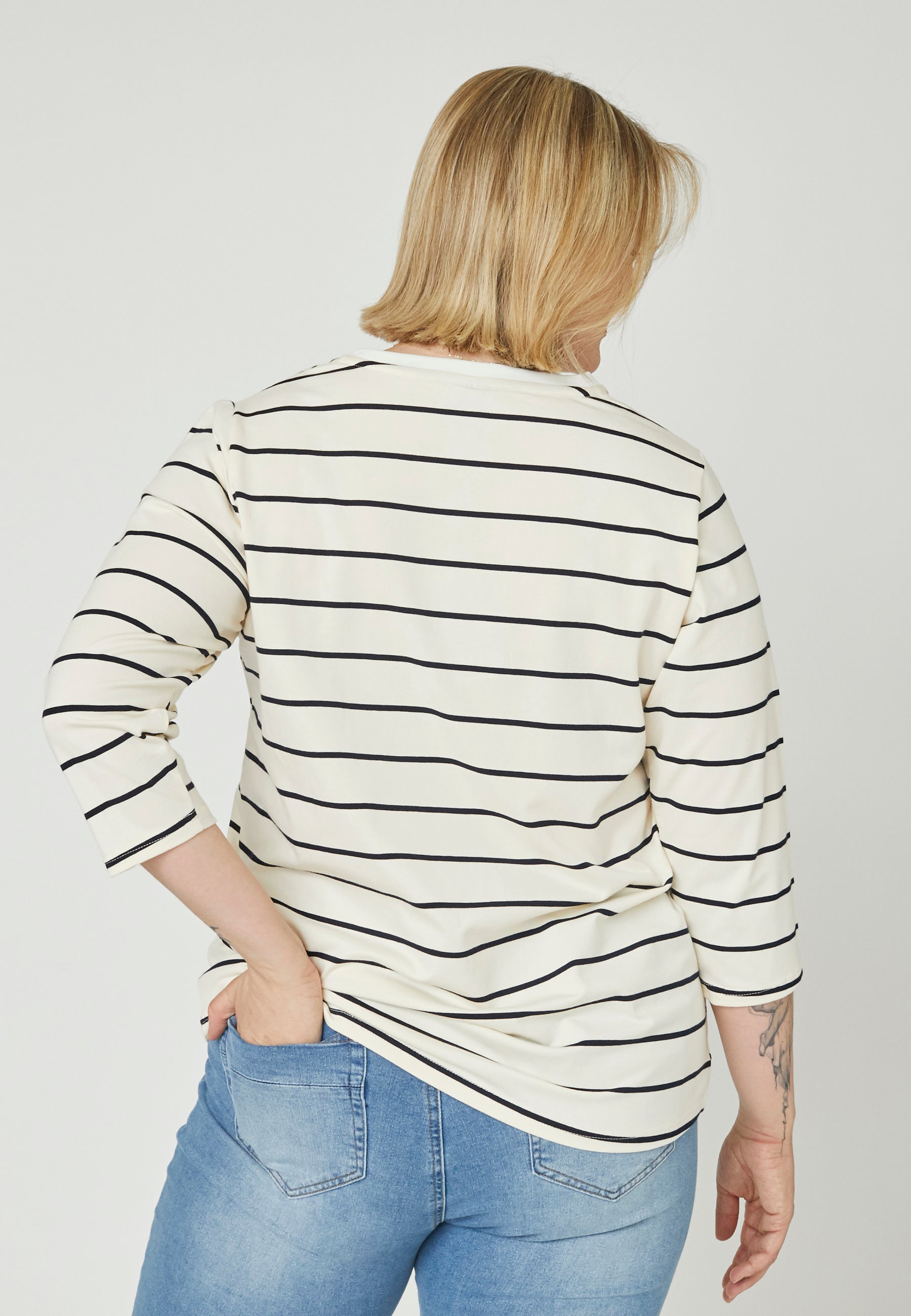 Adia ADFadora T-Shirt 5999 NAVY BLUE