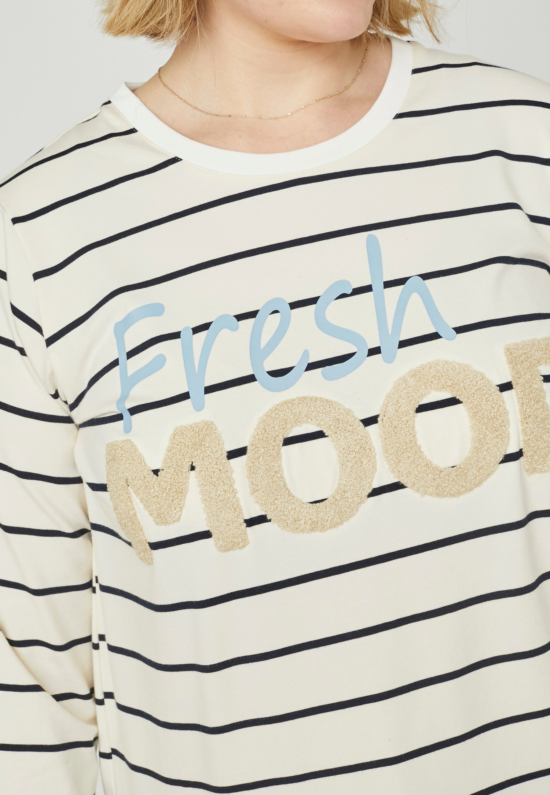 Adia ADFadora T-Shirt 5999 NAVY BLUE