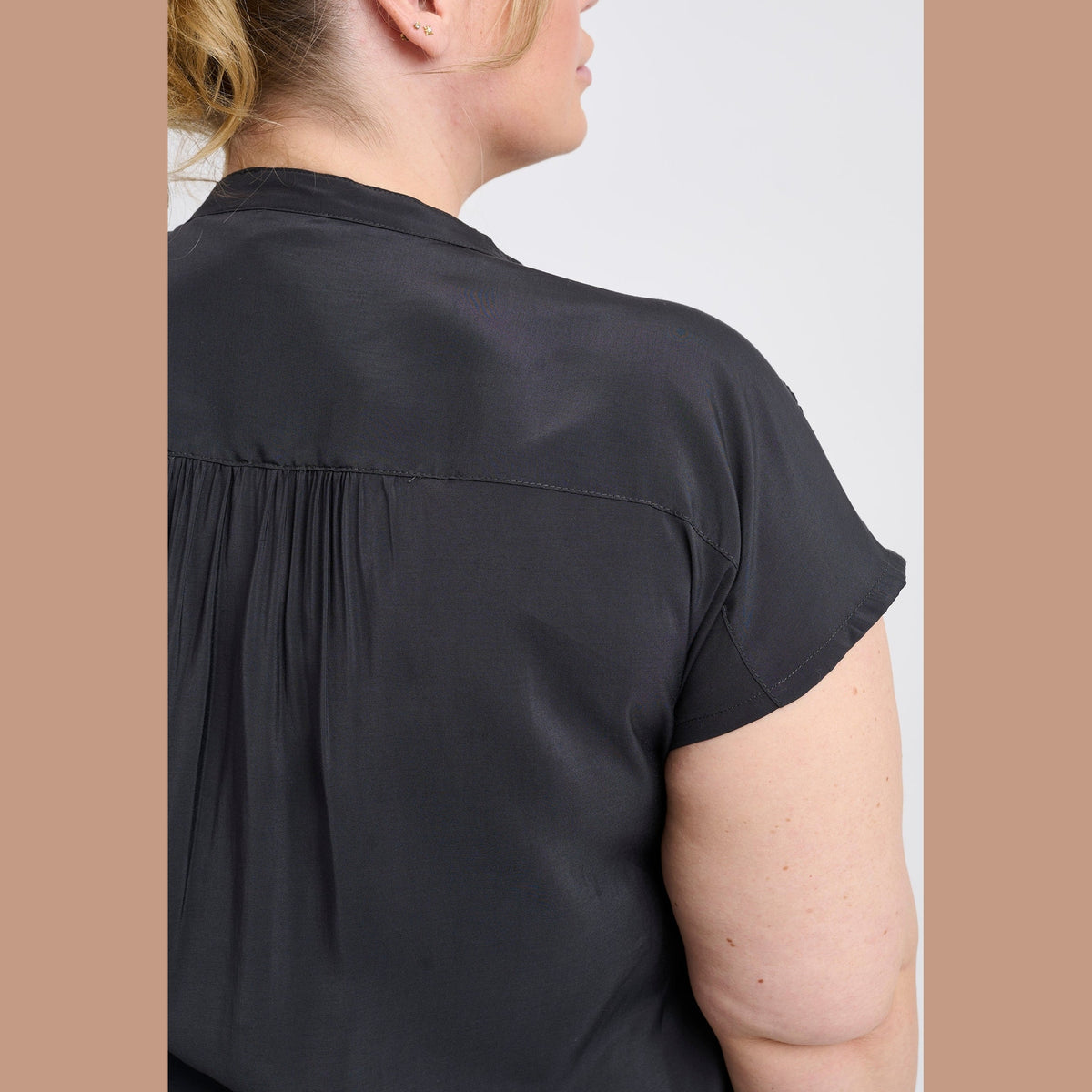Adia ADFloria Skjortebluser 9999 BLACK