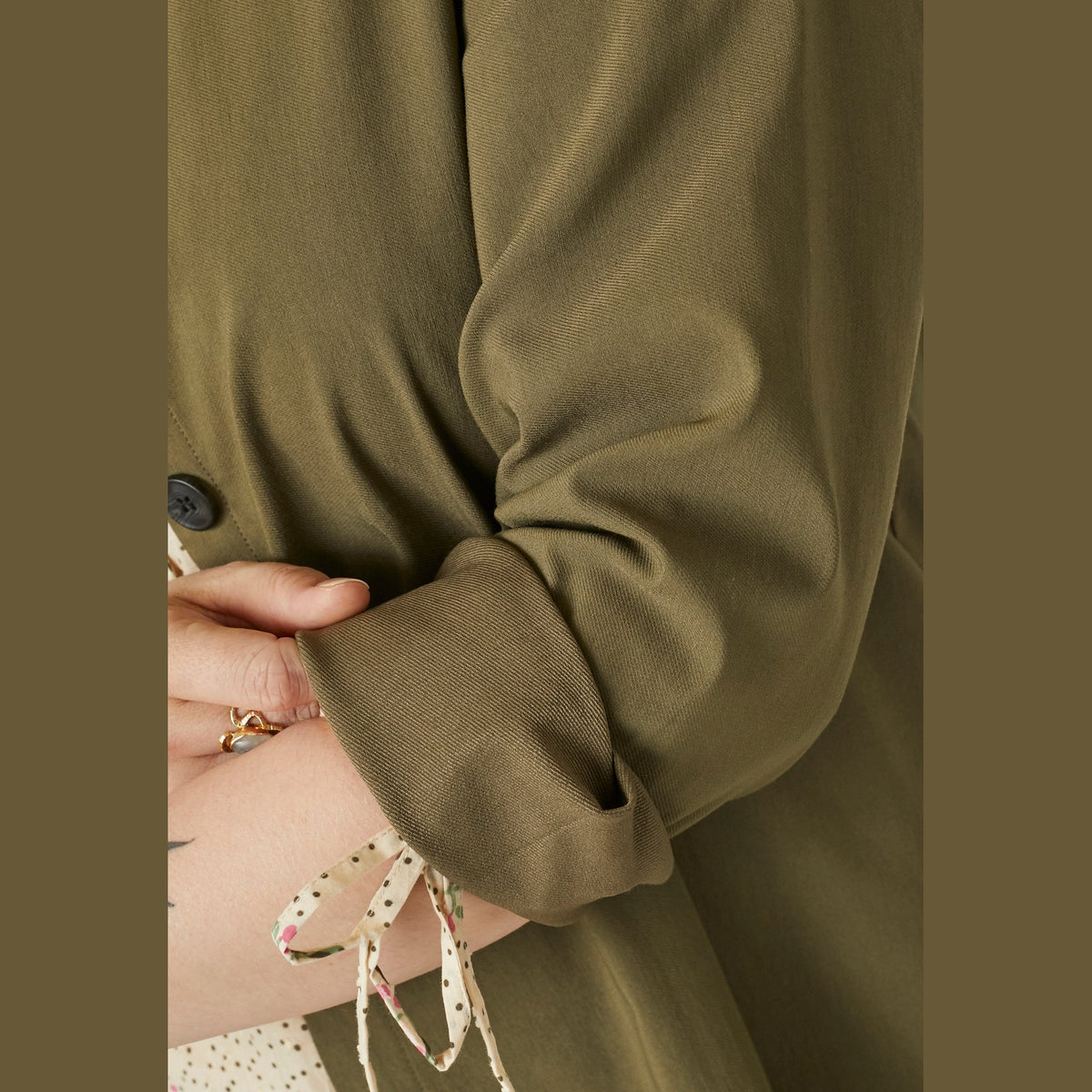 Adia ADFrederikka Jakker 3506 Khaki Green