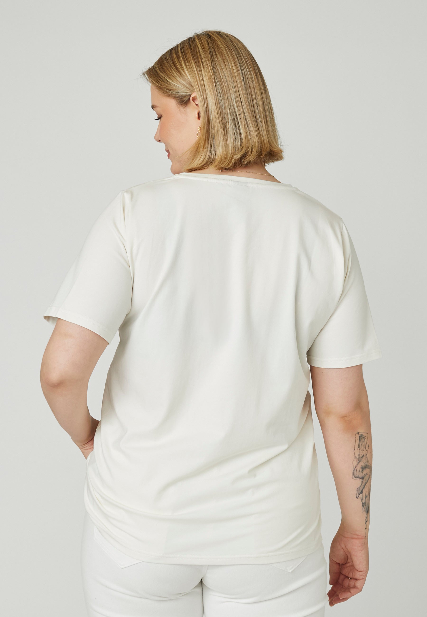 Adia ADGalina T-Shirt 1000 OFF WHITE