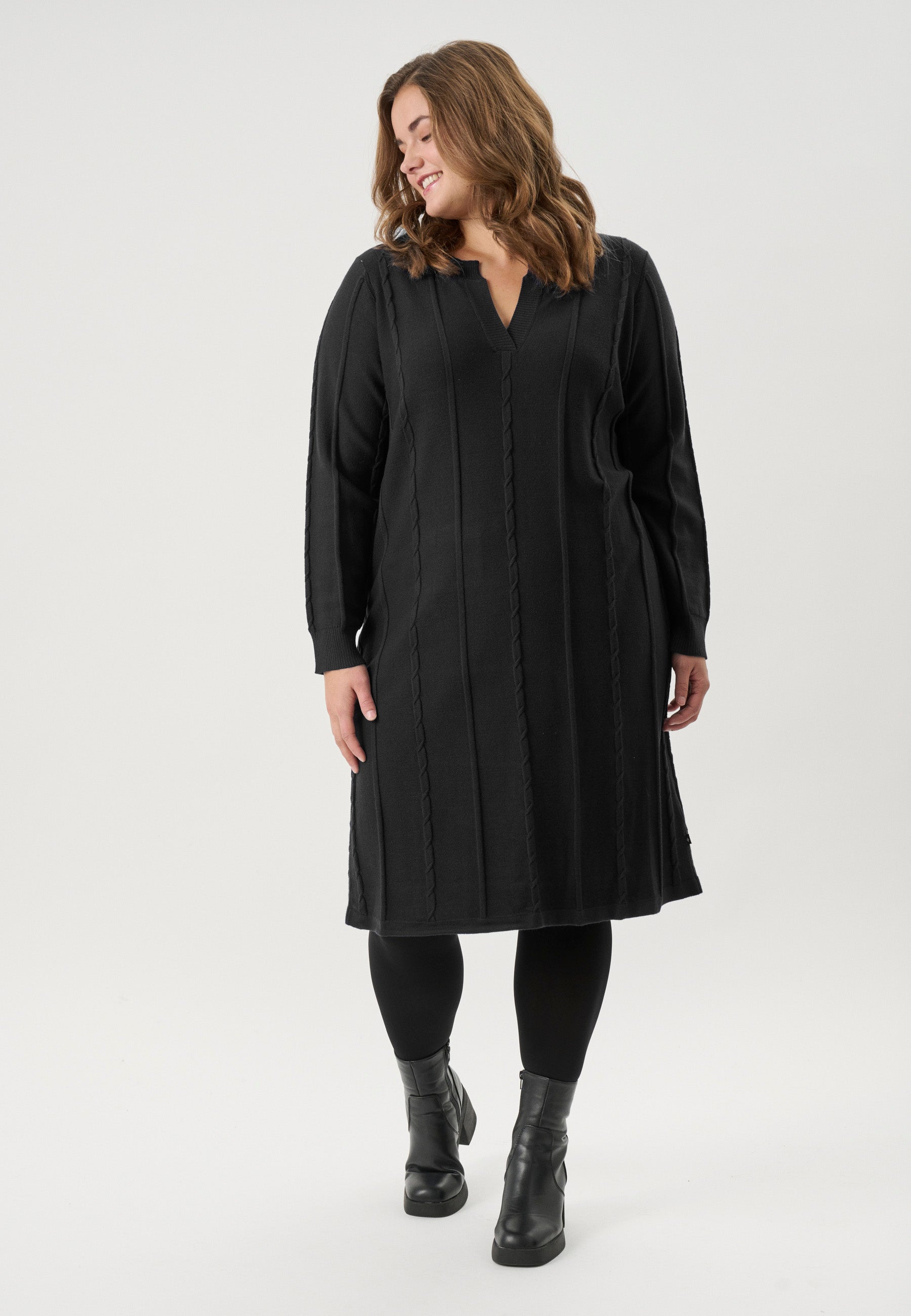 Adia ADRegitza Kjoler 9999 BLACK