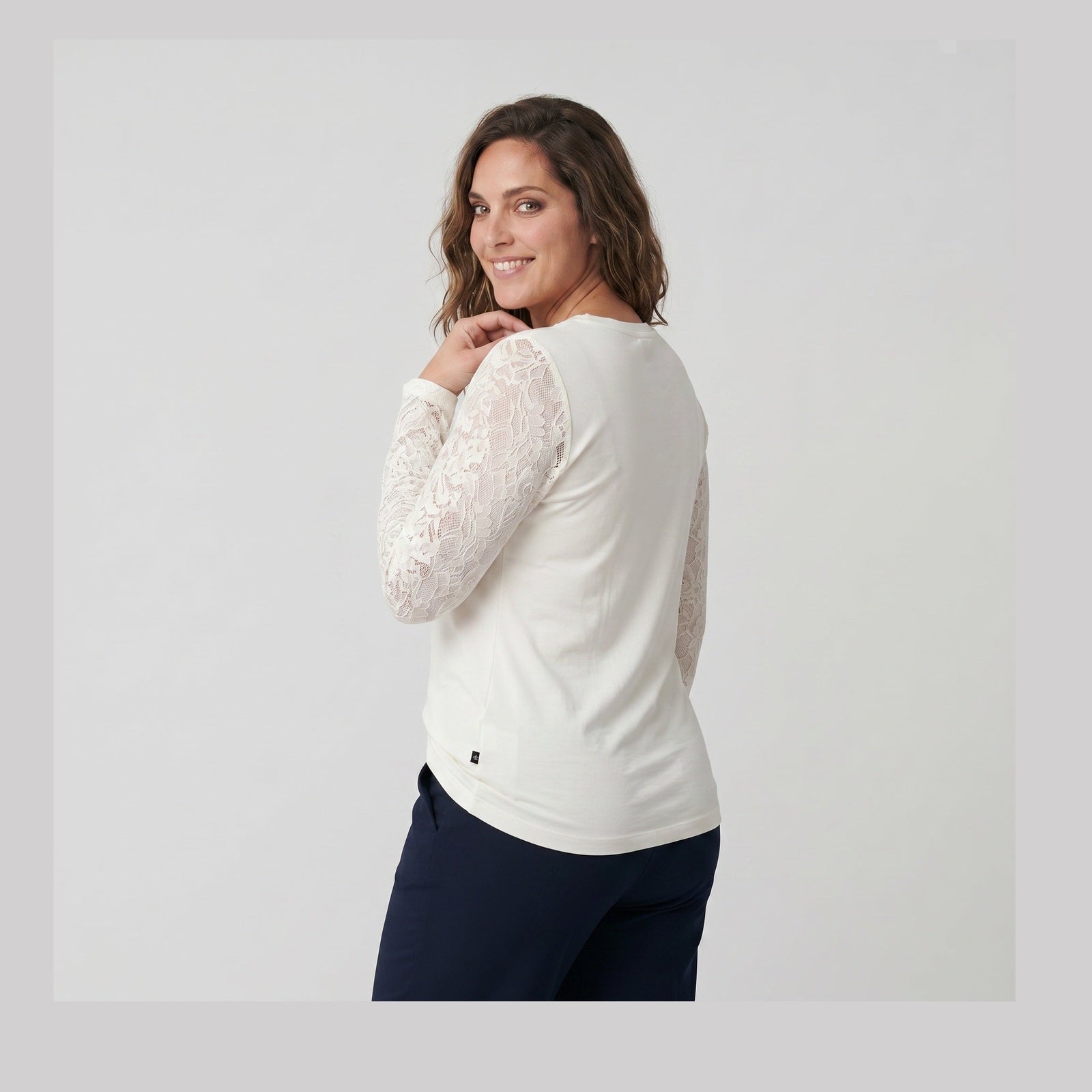 Adia ADTabia Bluser 1050 ECRÜ